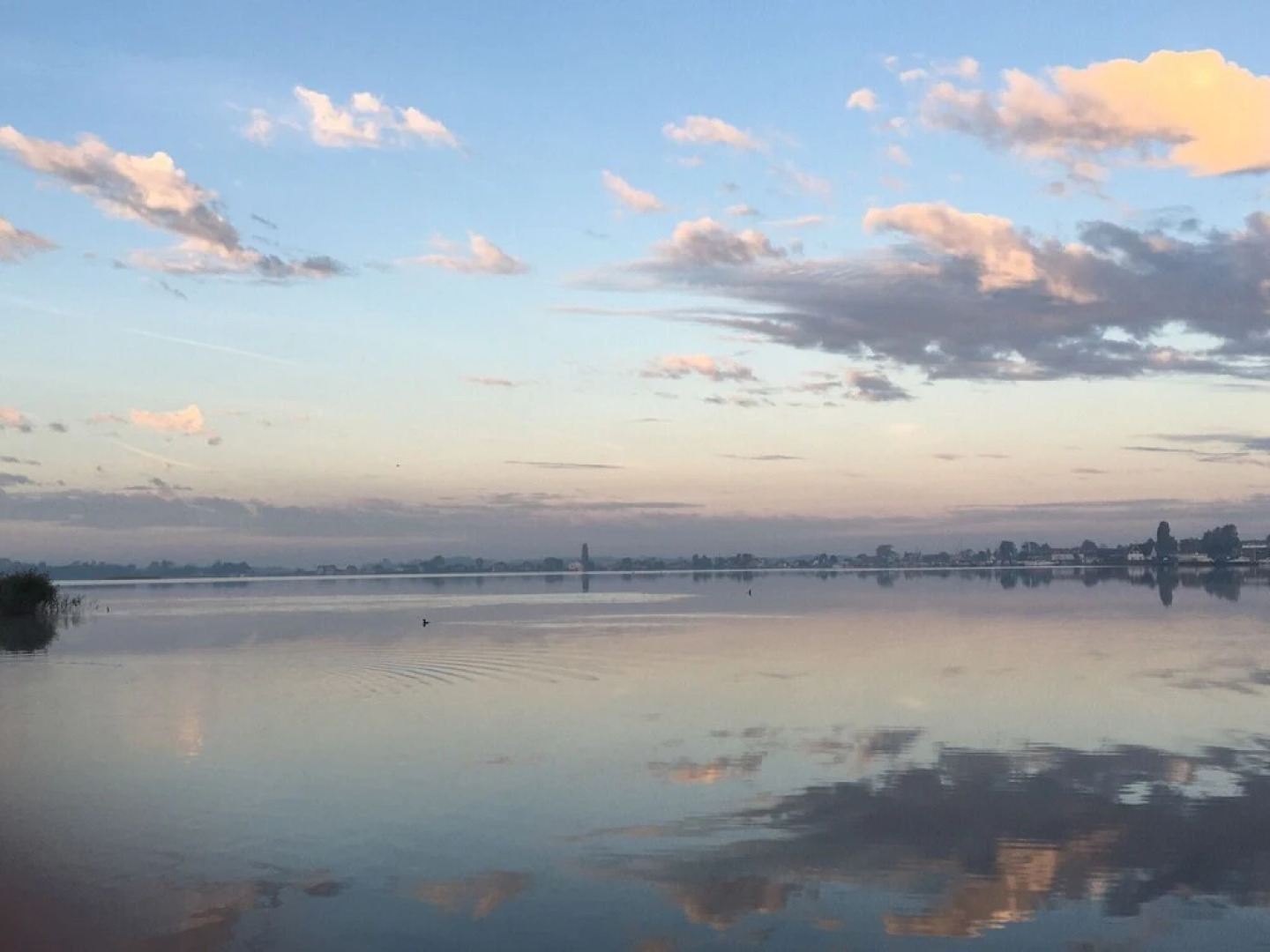 Lavish Holiday Home in Loosdrecht with Hot Tub