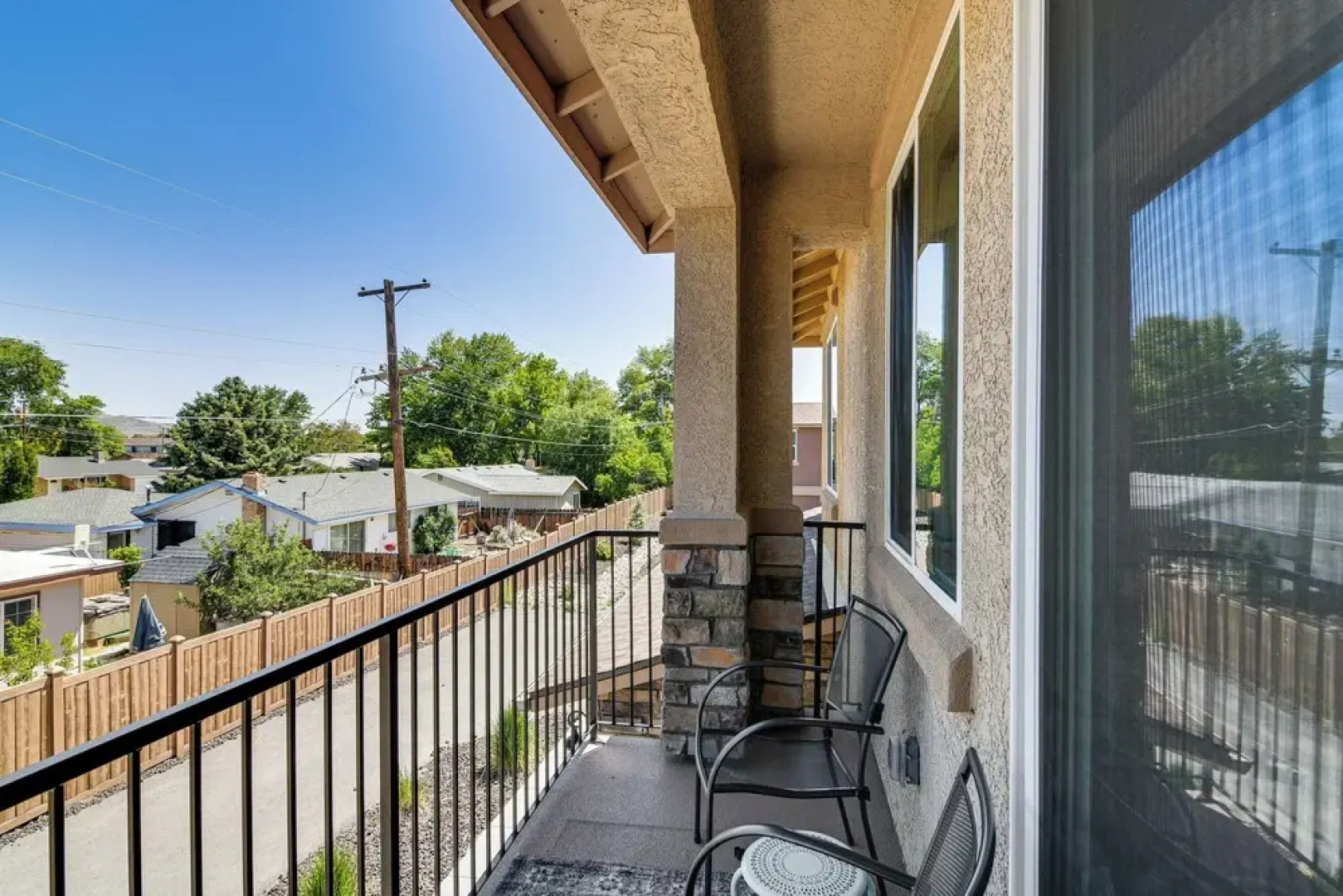 16 Mi to Lake Tahoe: Carson City Townhome