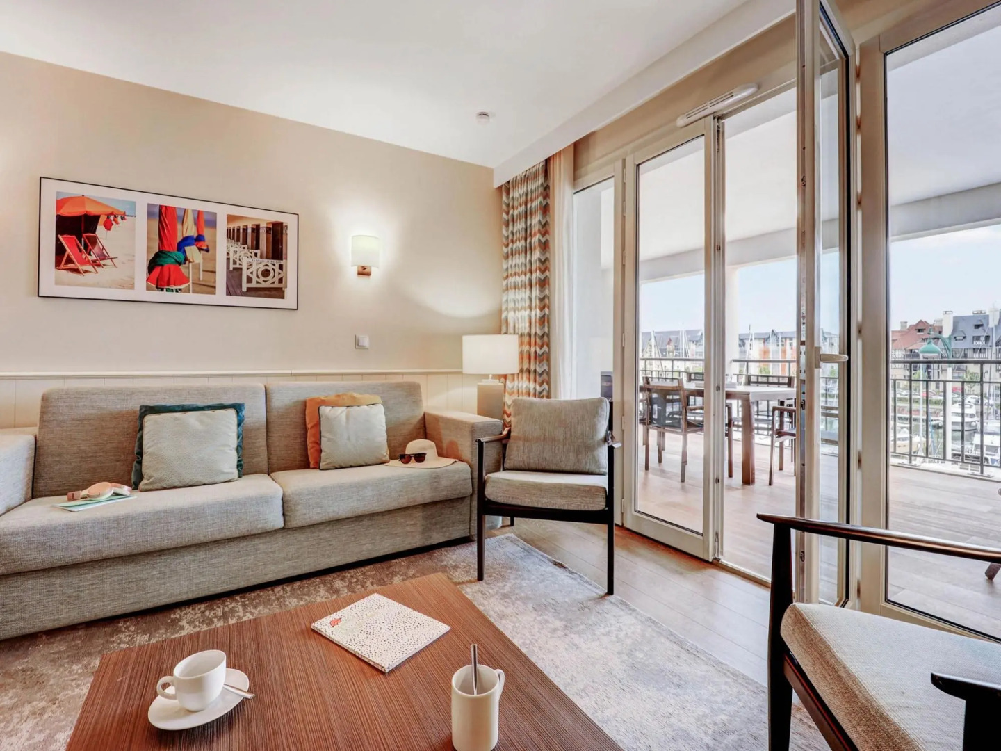 Apartment 8 Pers., Port View, Residence Presqu'ile de la Touques, Deauville