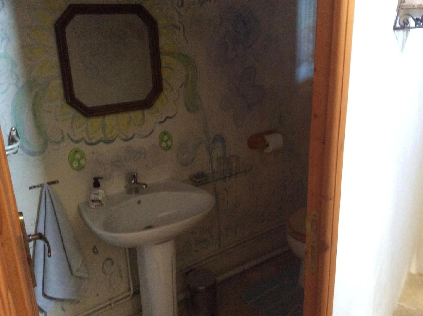 House With 2 Bedrooms in Vers-pont-du-gard, With Enclosed Garden and Wifi