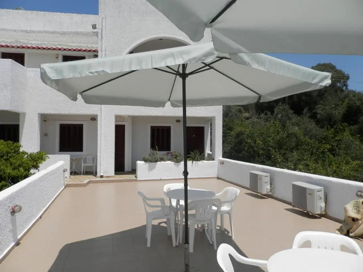 Aeolos Hotel Apartments