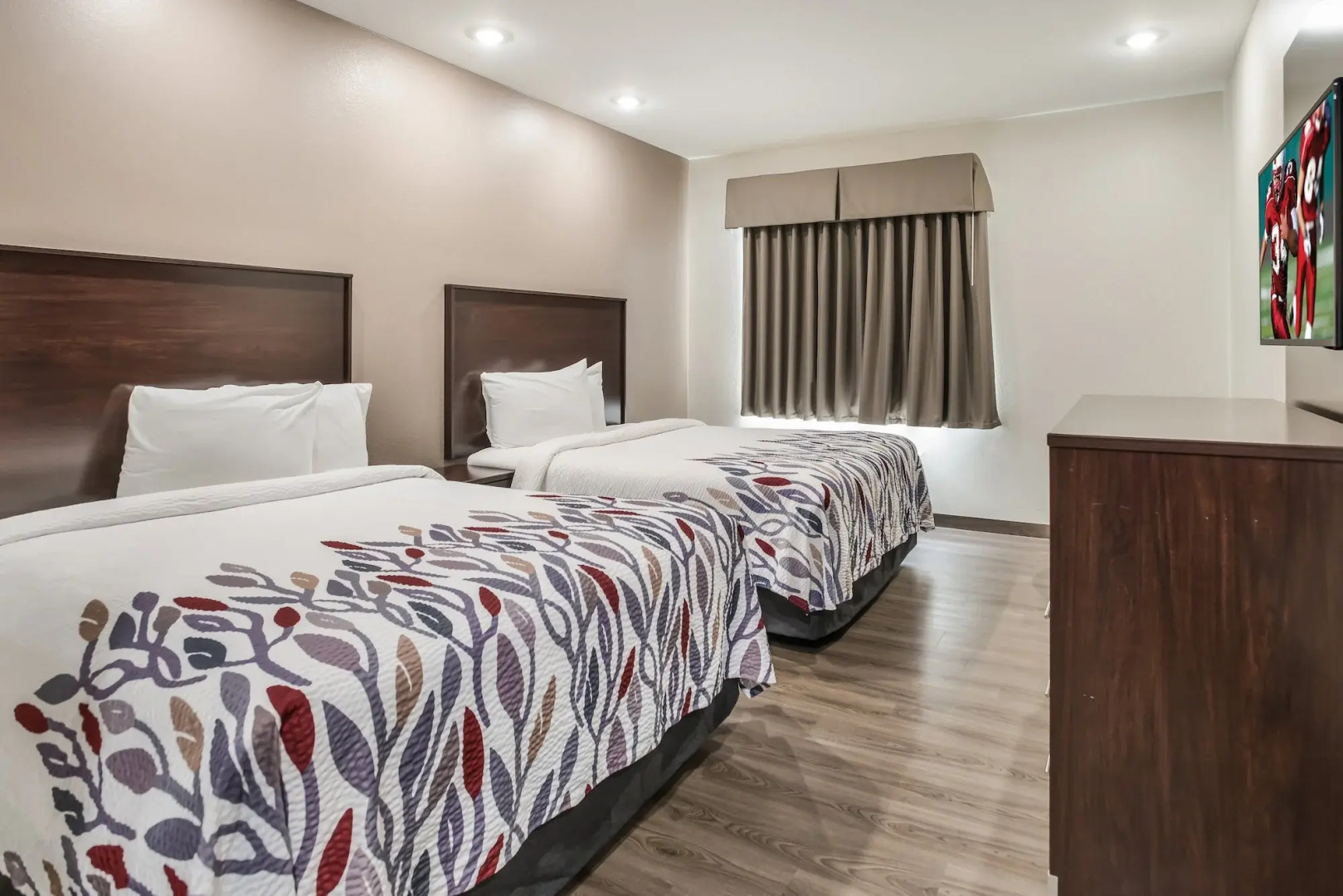 Red Roof Inn & Suites Lake Charles