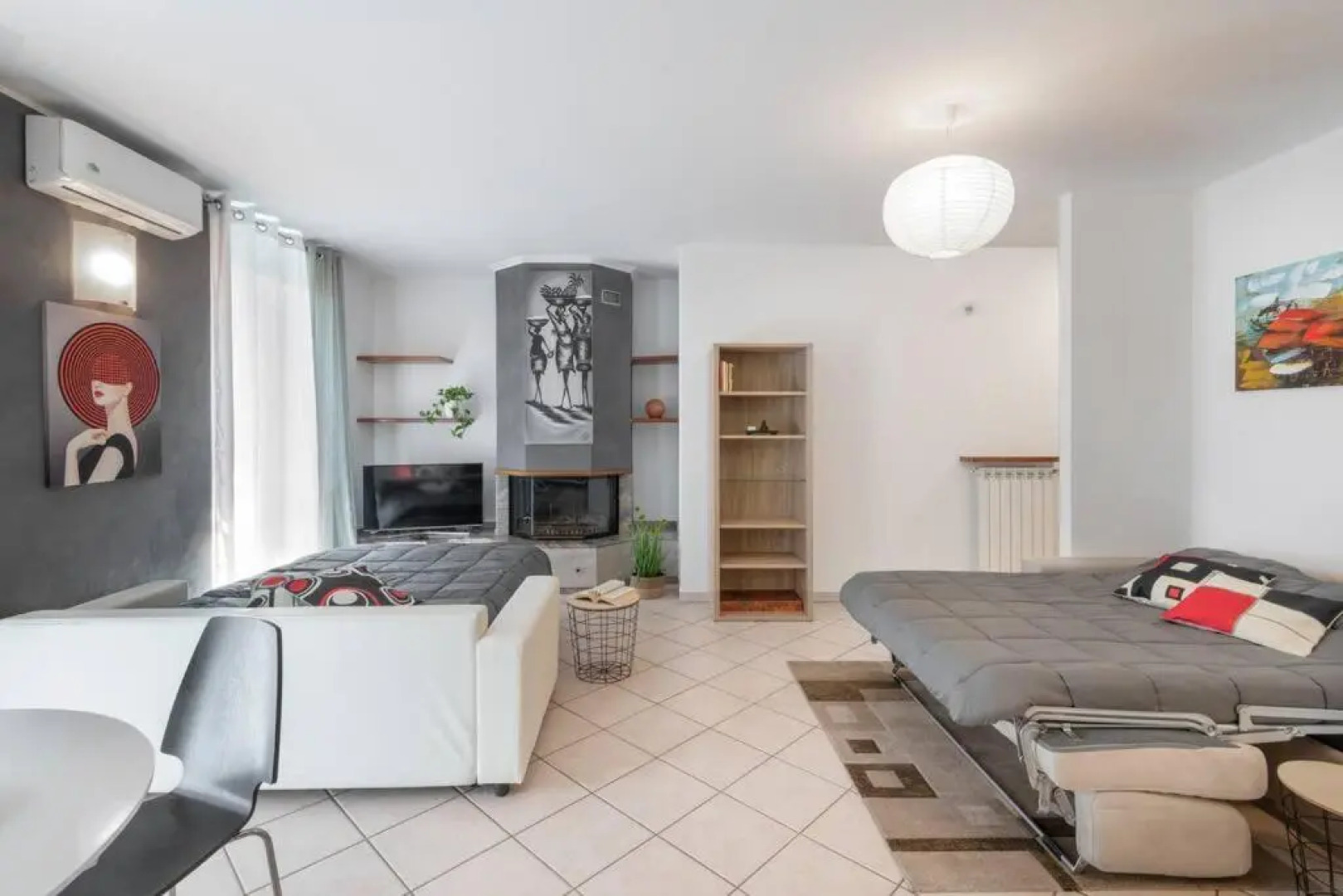 Beach on the Lake and Pet Friendly, ZARA HOUSE