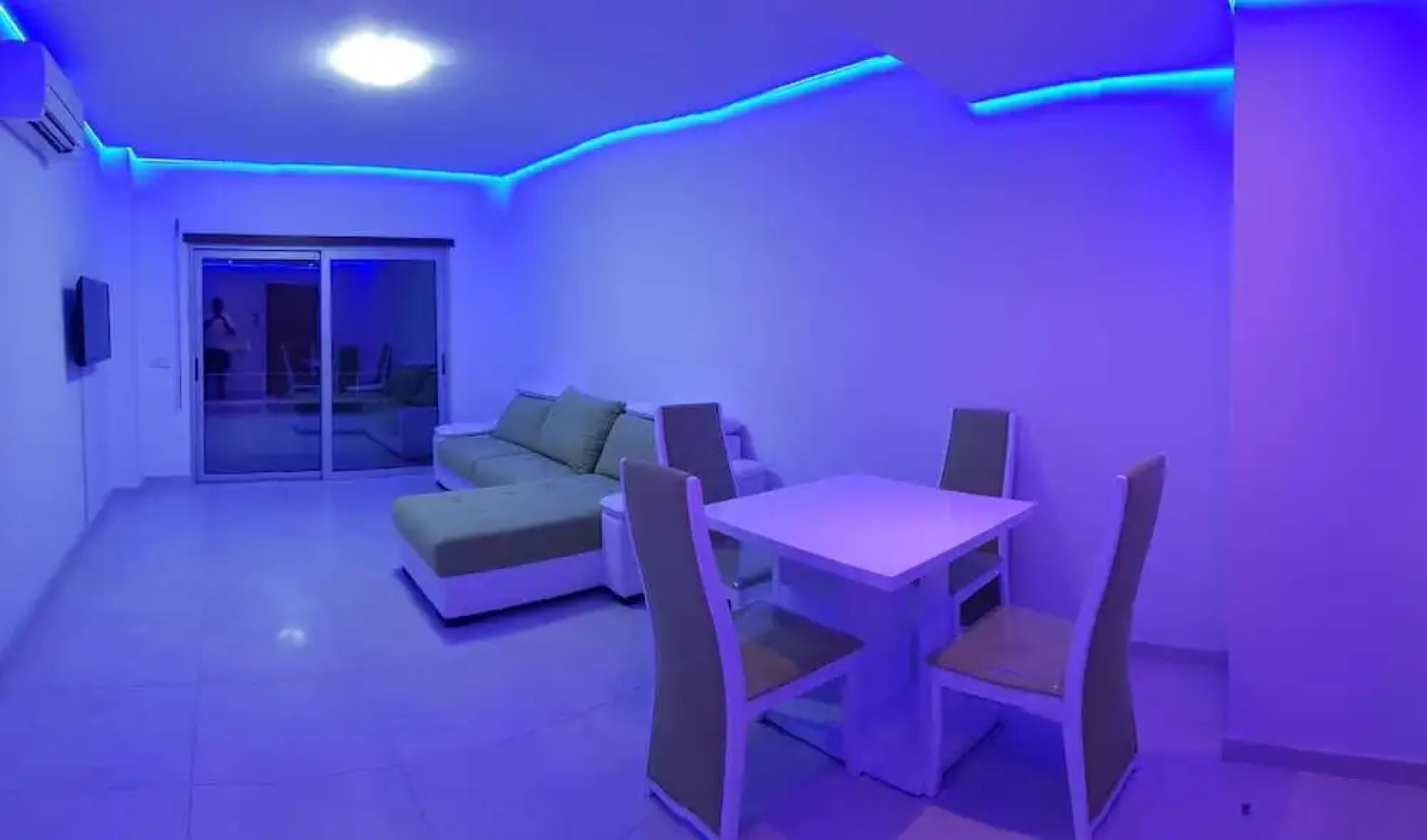 Living at Rosa Linda