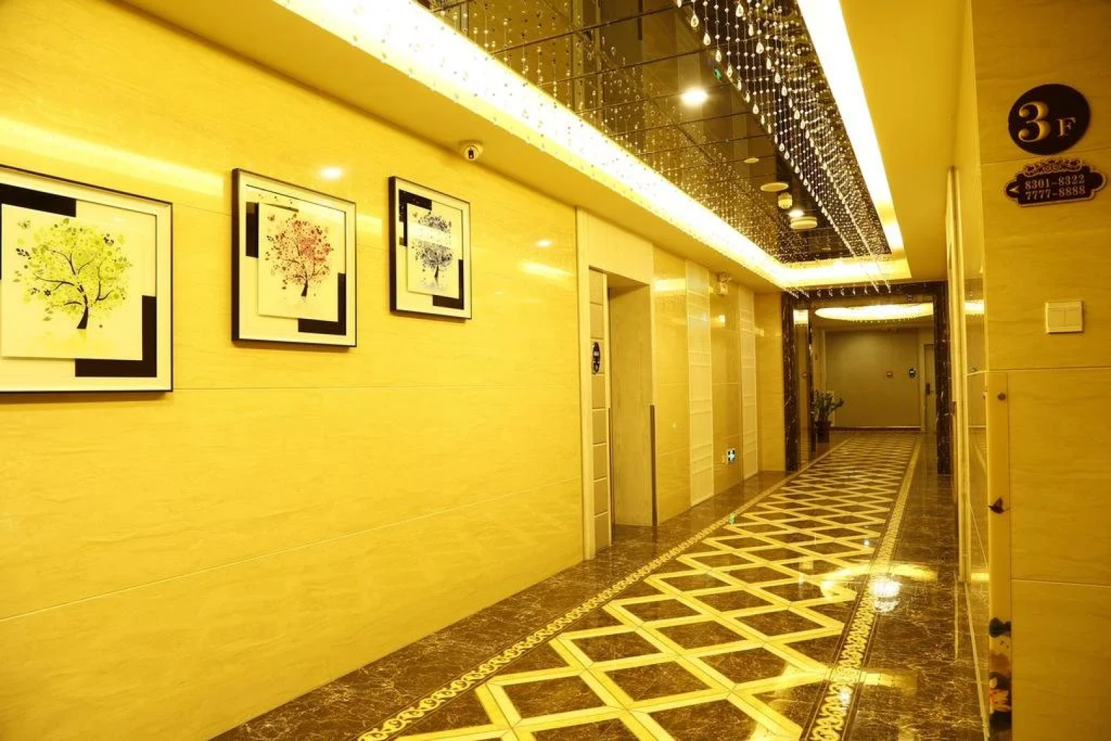 Carnival Boutique Hotel