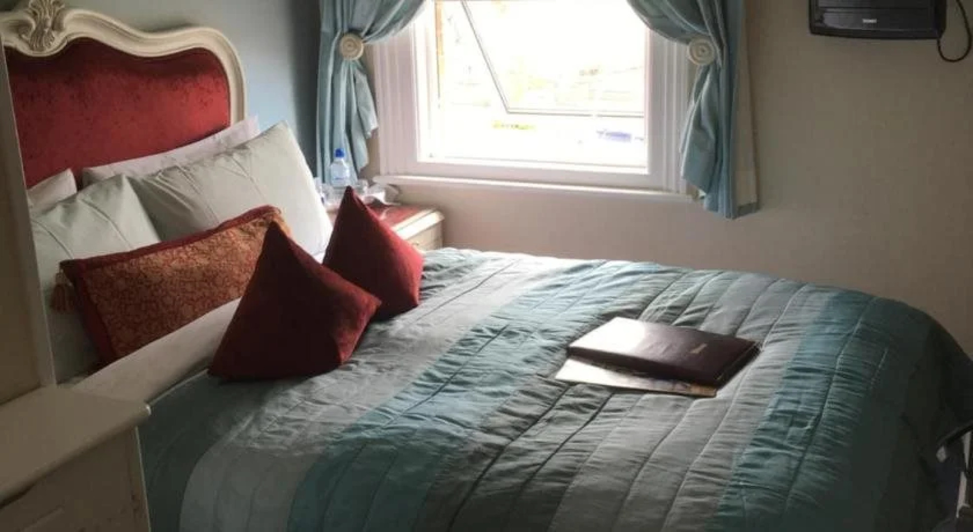 Twelfth Night Guest House