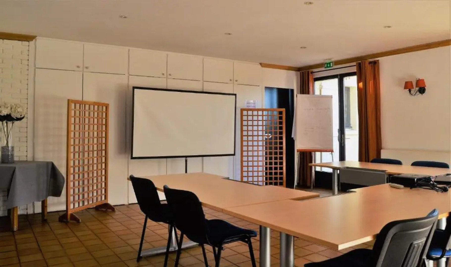 Kyriad Creil - Chantilly Nord