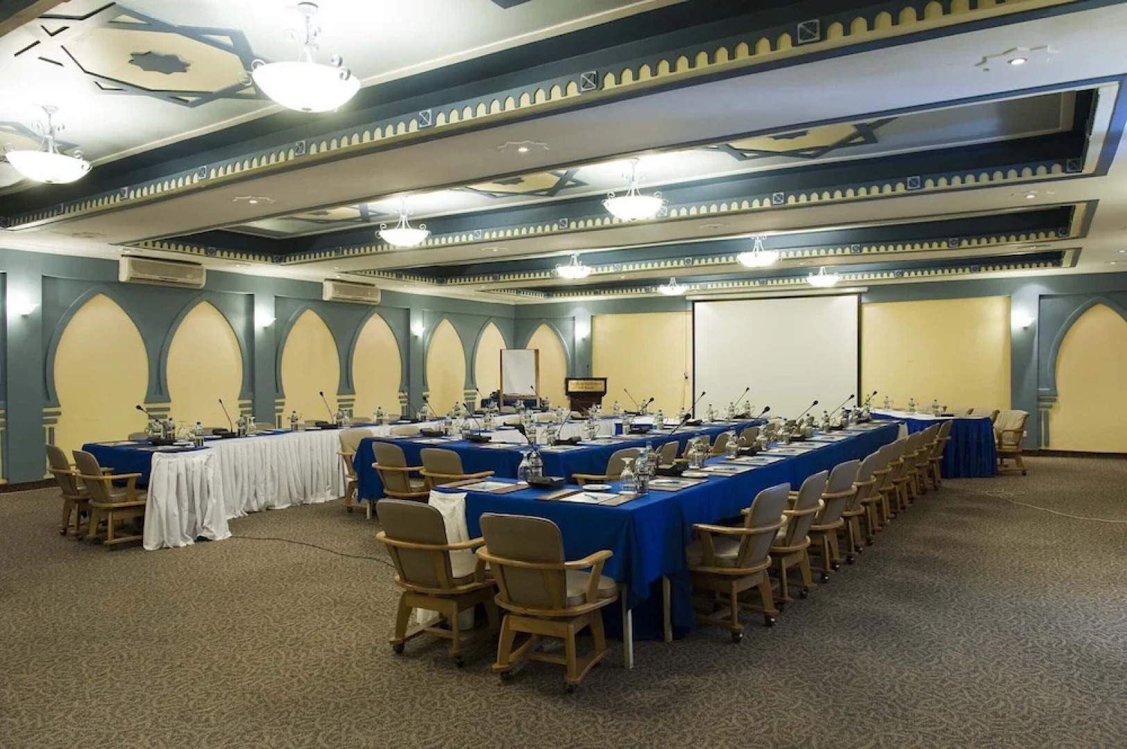 Kunduchi Beach Hotel & Resort