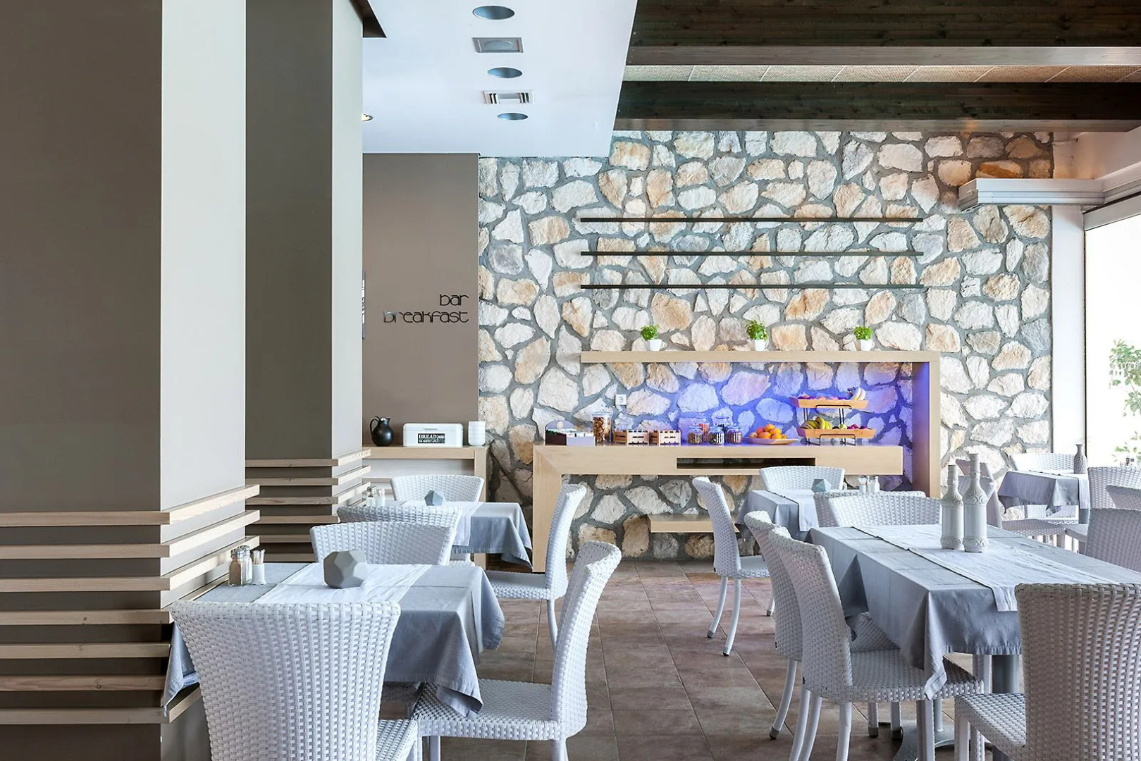 Memories Beach Hotel