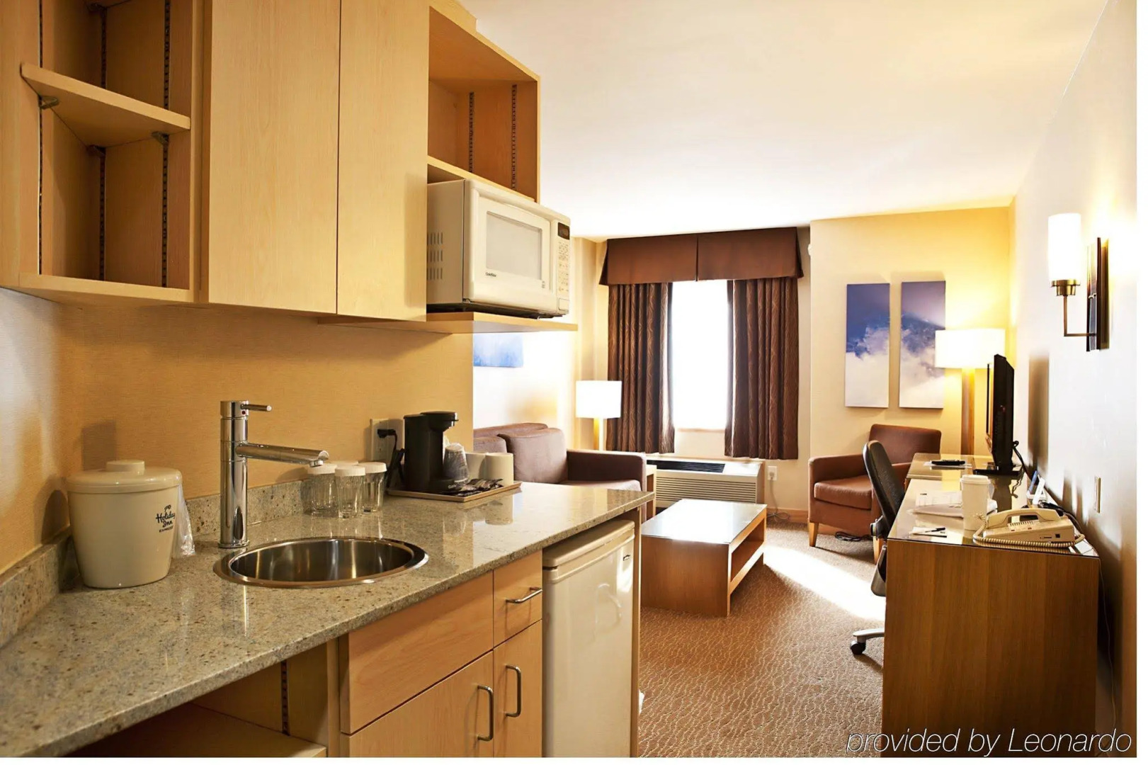 Holiday Inn Express & Suites Langley by IHG