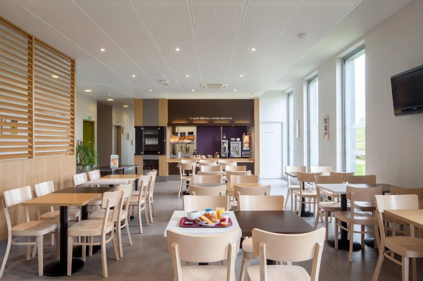 B&B HOTEL Reims Bezannes