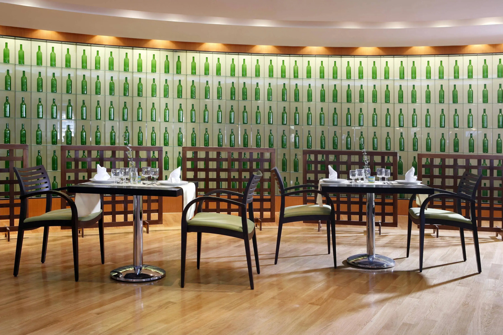 Eden Roc Resort Hotel