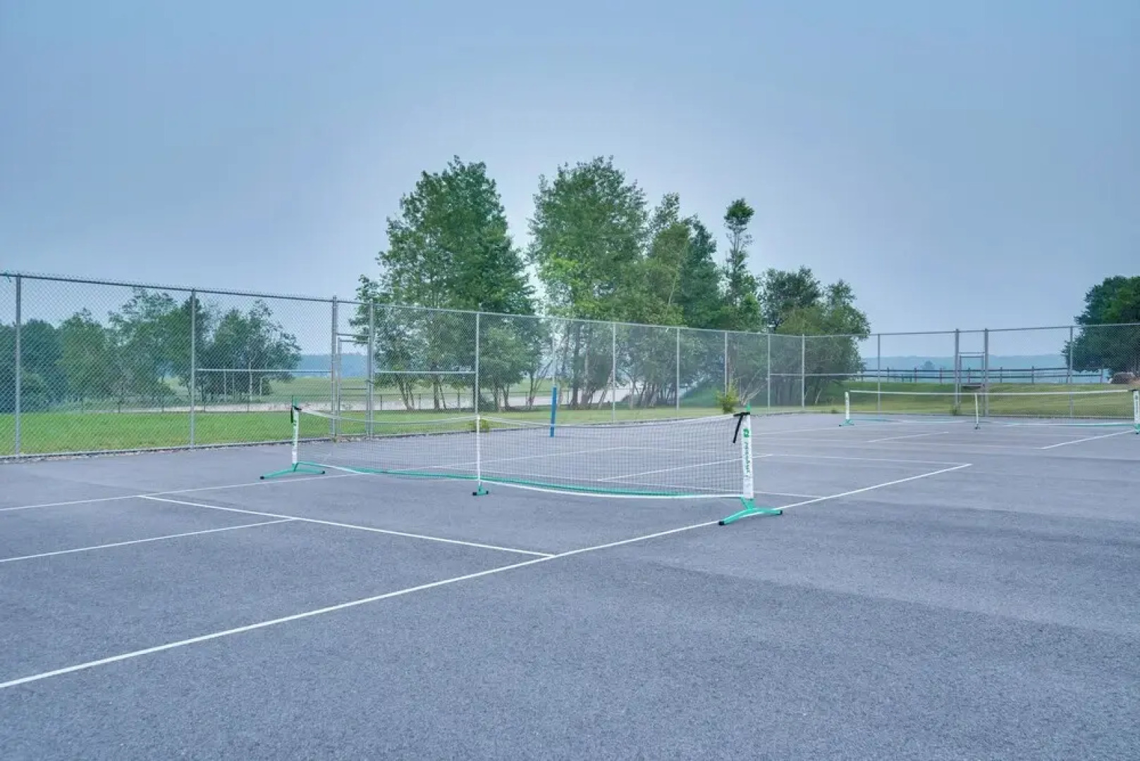 7 Mi to Big Boulder Mtn: Poconos Chalet w/ Hot Tub