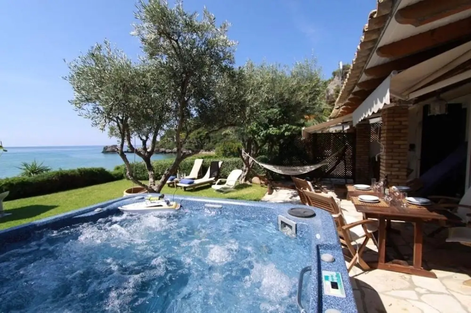 Corfu Island Apartment 13