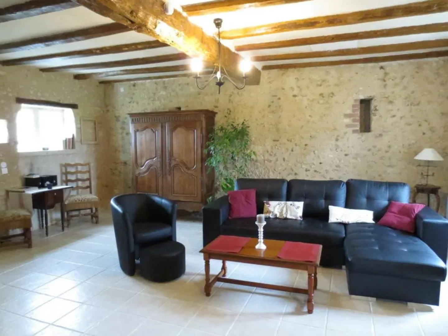 Gîte Nazelles-Négron, 3 pièces, 4 personnes - FR-1-381-201