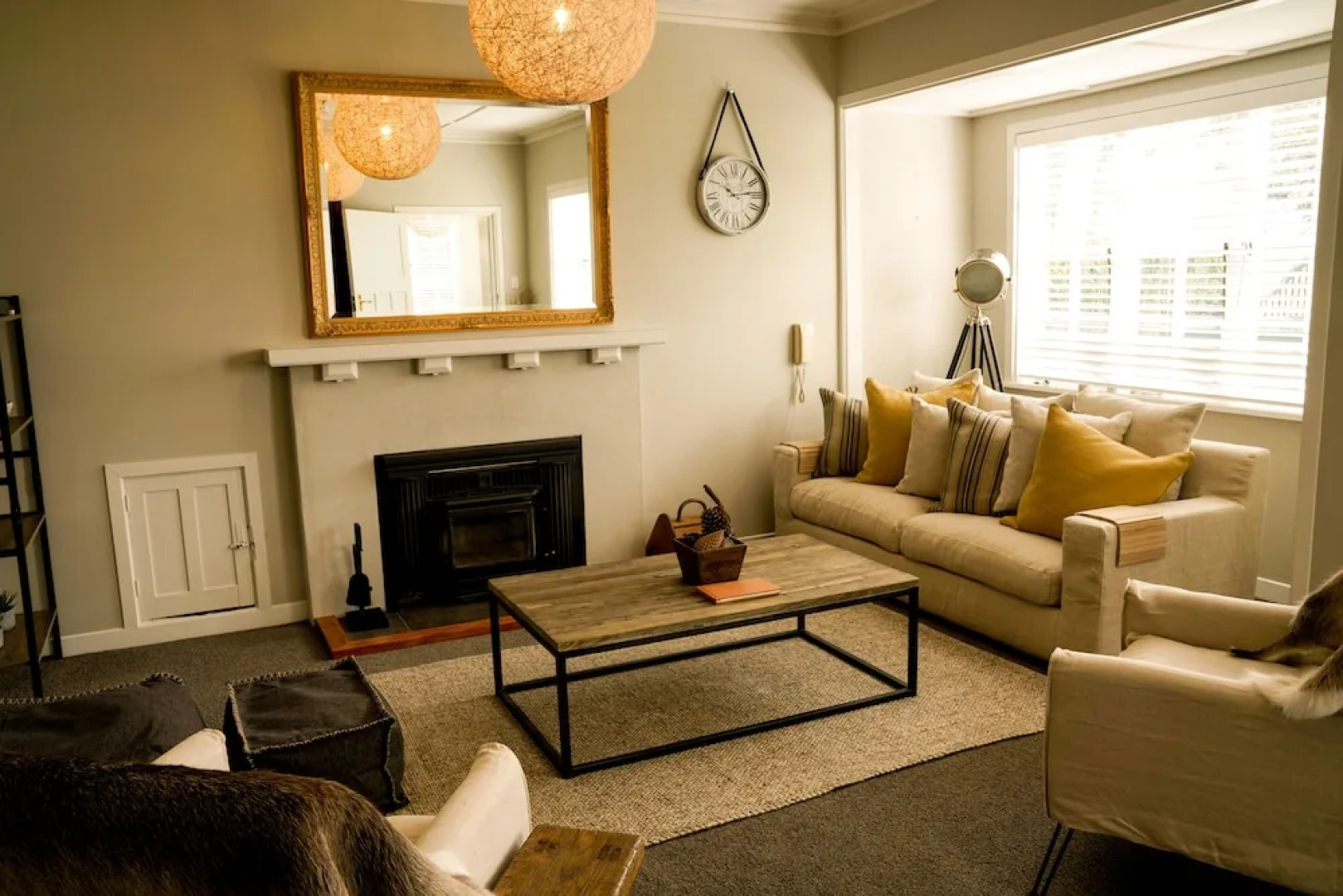 Gatehouse Mana Lodge