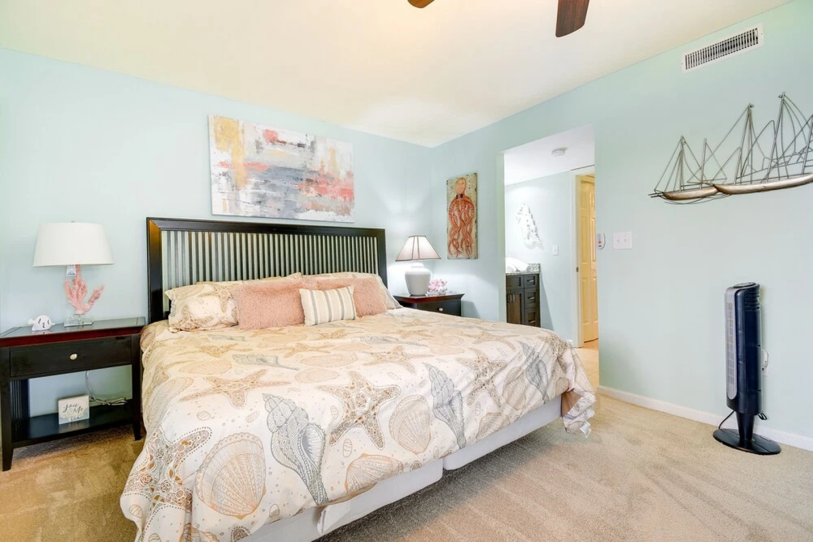 Balcony, Pool & Hot Tub: Little River Condo!