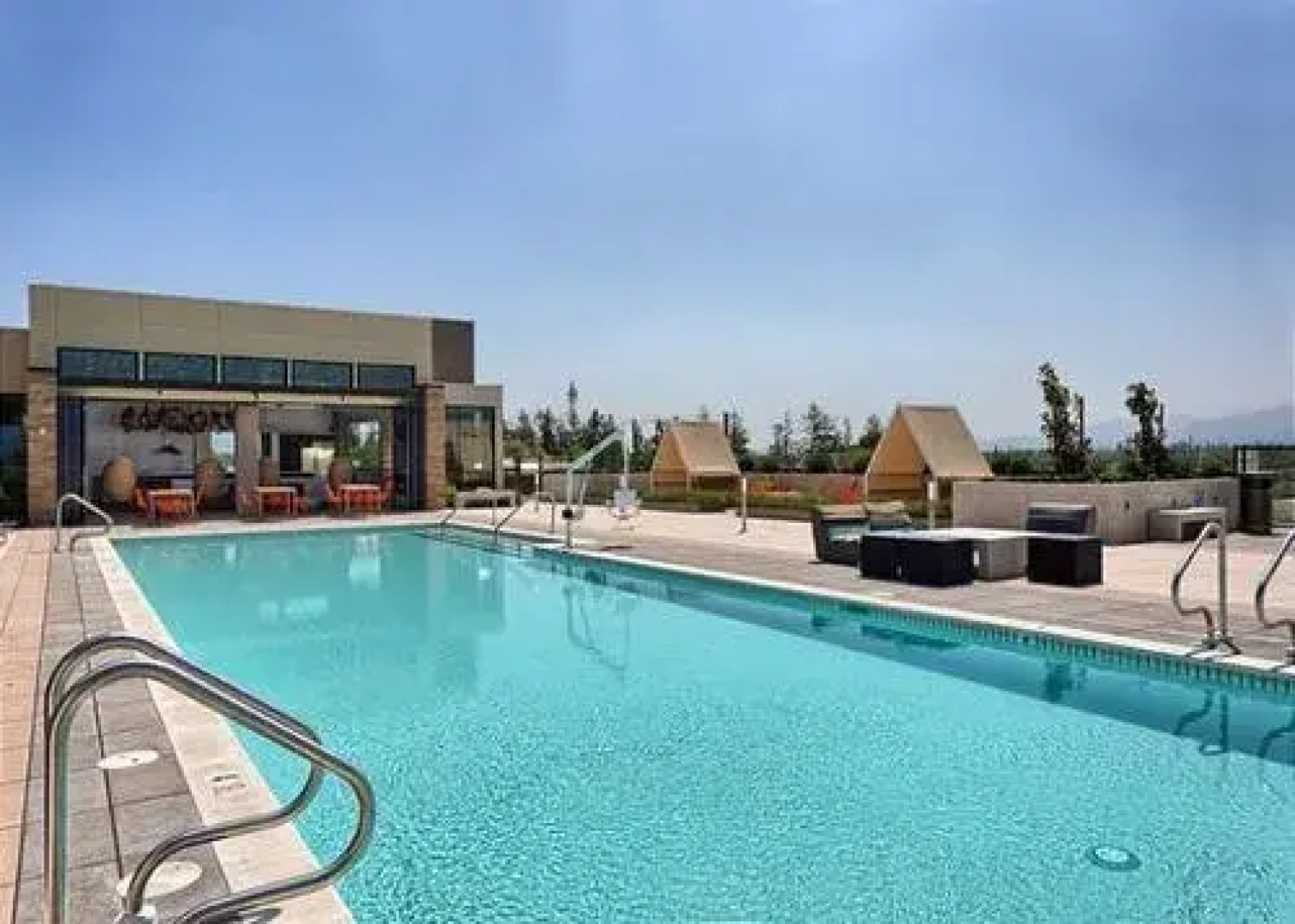 Hearth 219 Chic 1/1 in Santa Clara by RedAwning