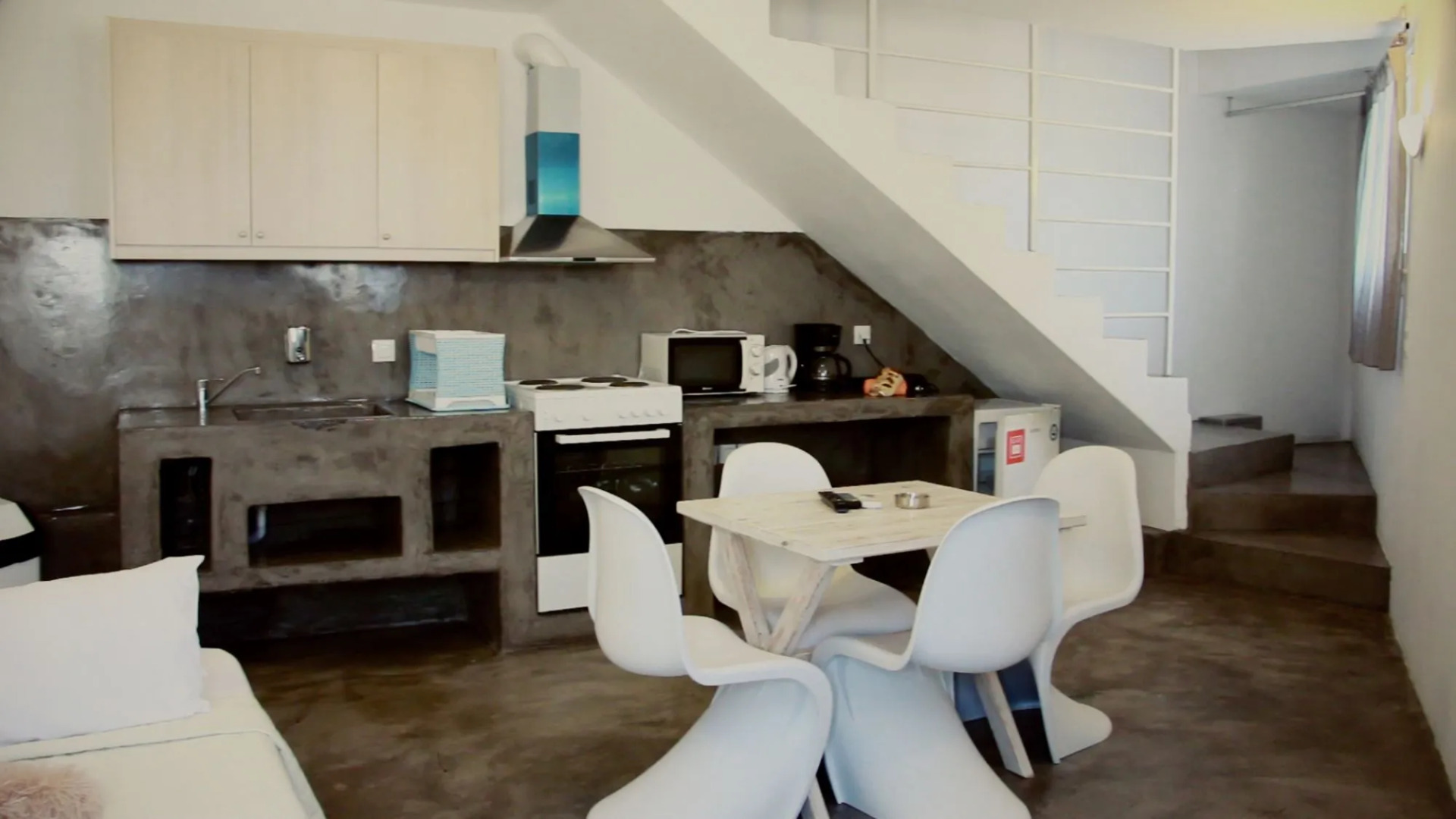 Loukas & Emma Eco Houses