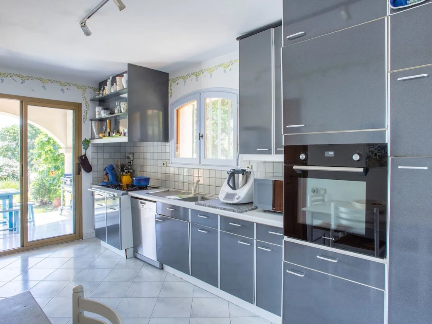 Premium Villa in Ollioules with Swimming Pool