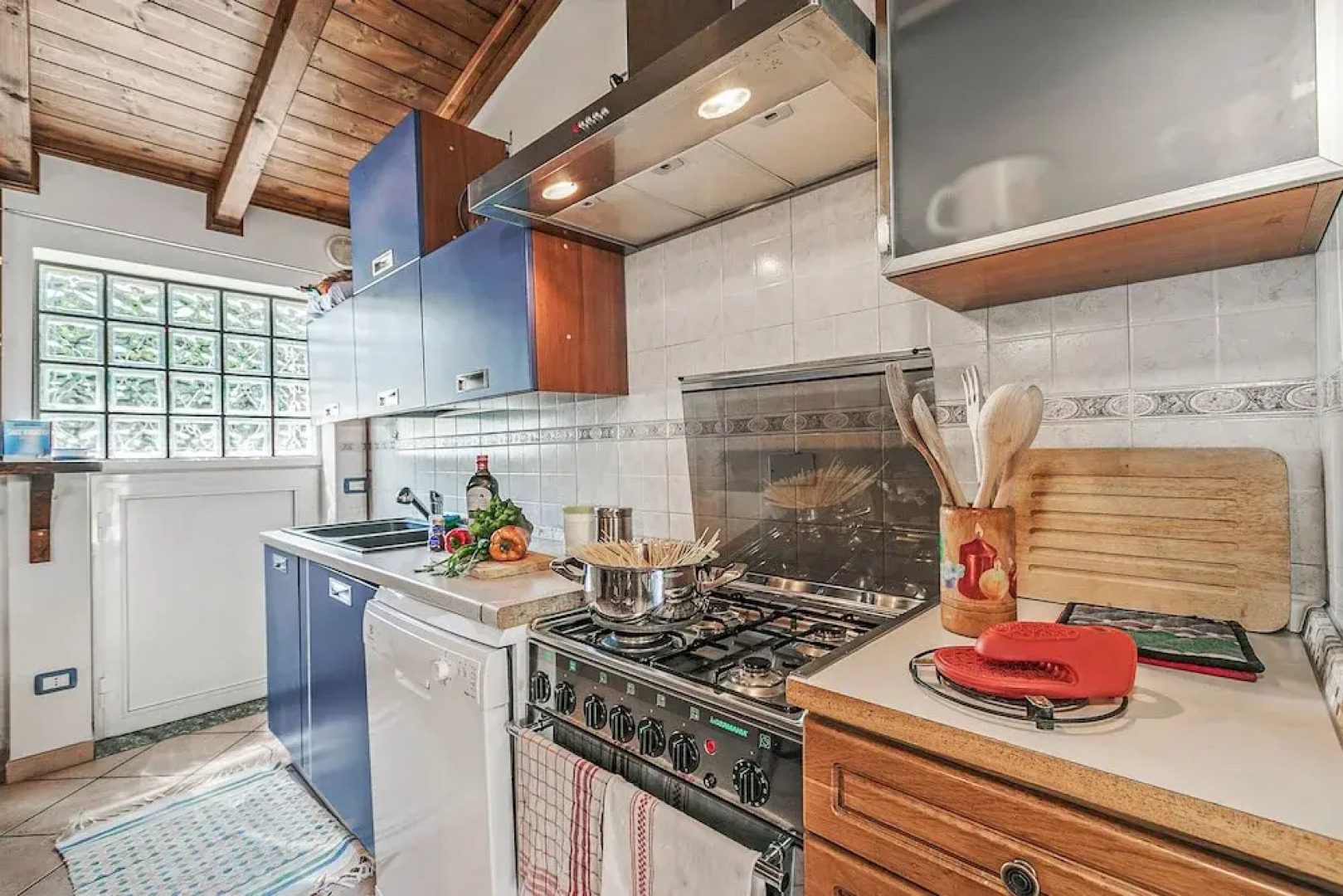 La Maison Dans Le Jardin