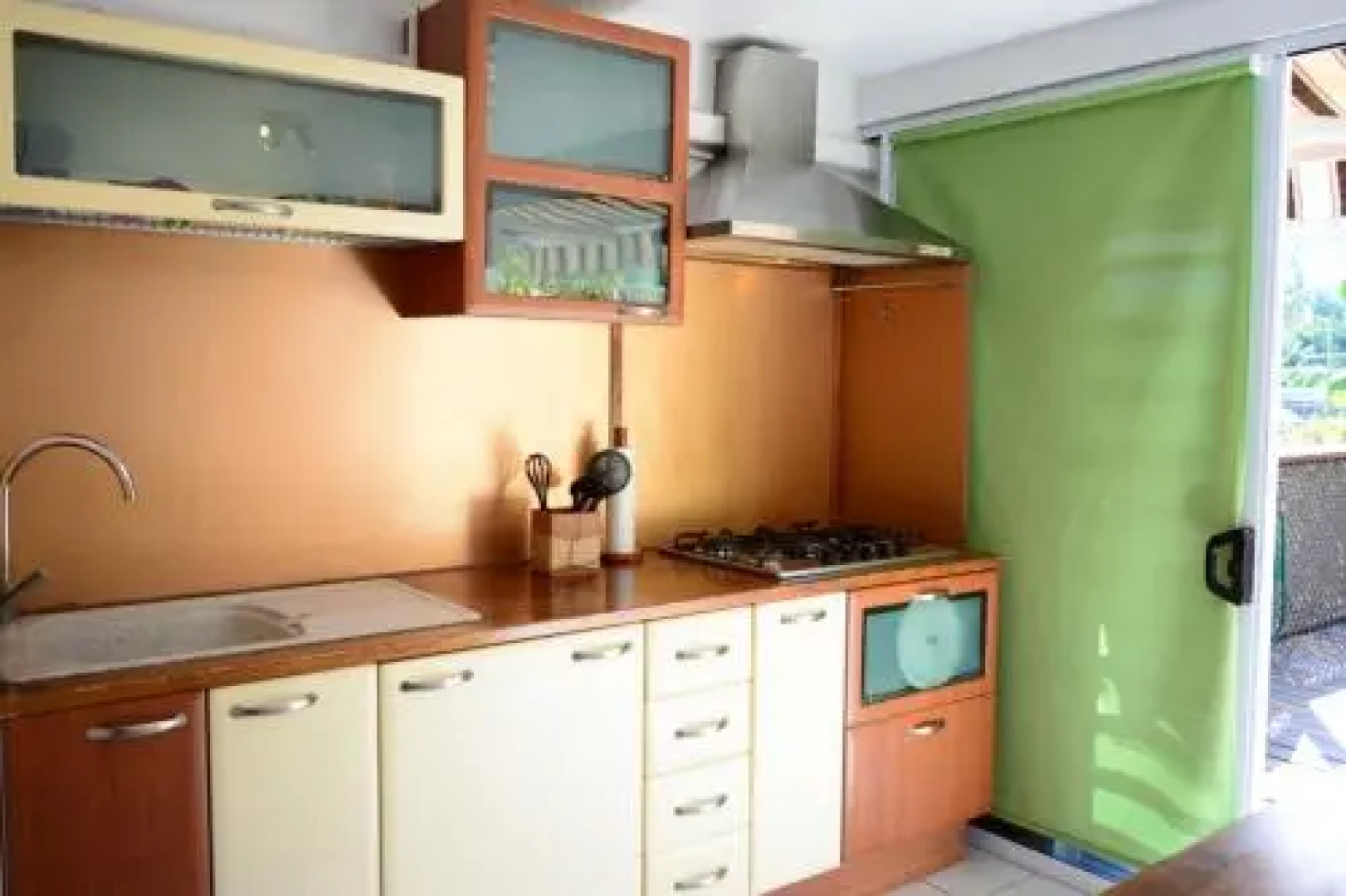 Manuiti Apartment - Punaauia - 2 Bdr - Wifi - A/C - Pool - Up To 7 People