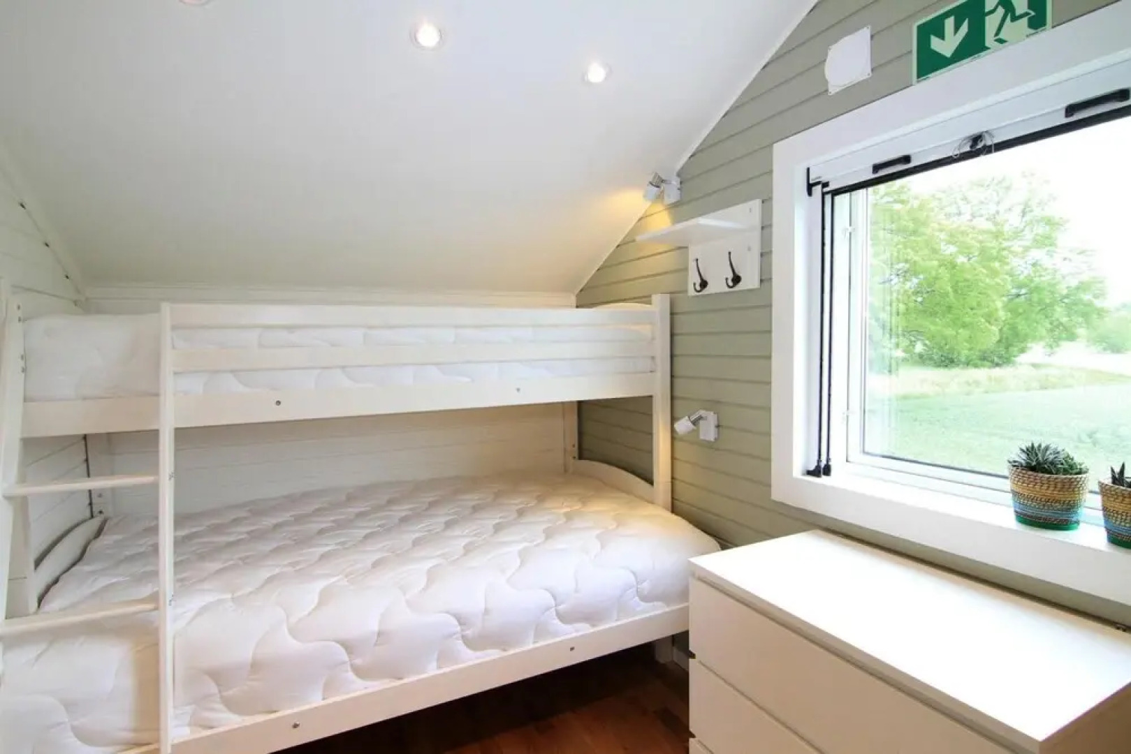 Bergs Slussar Vandrarhem & Stugor - Hostel