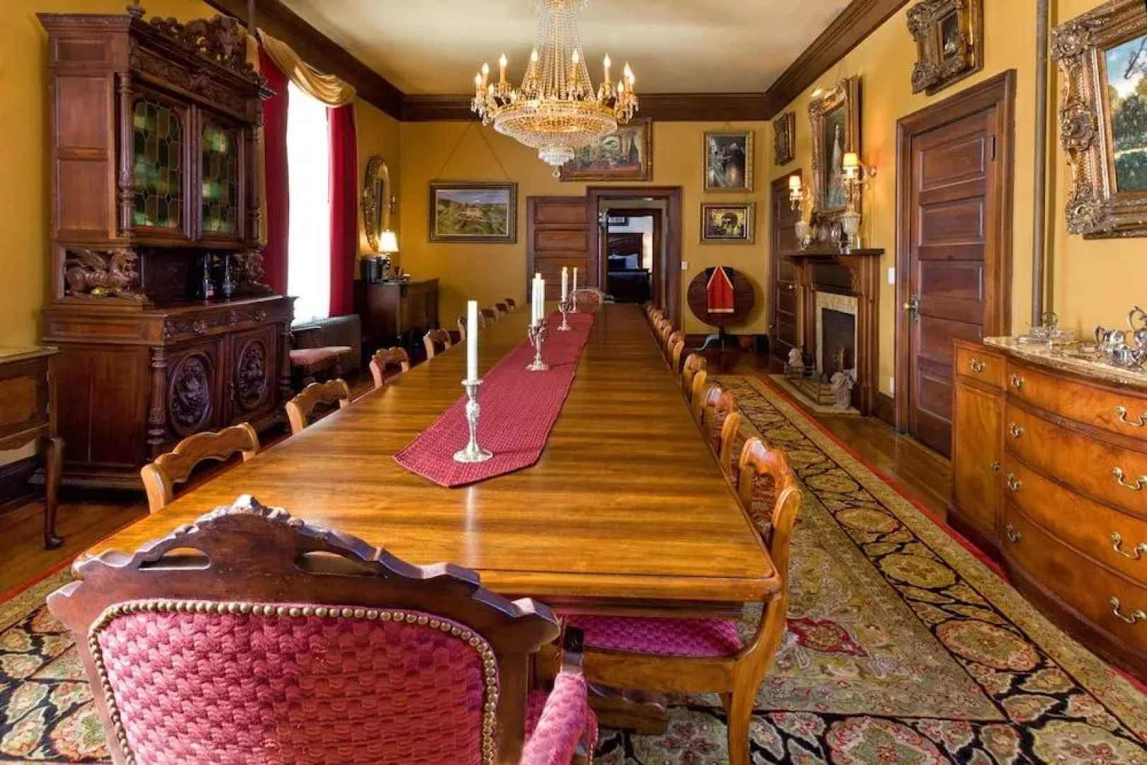 The Reynolds Mansion