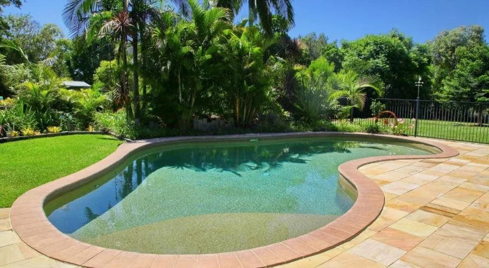 Salamander Bay Bed and Breakfast