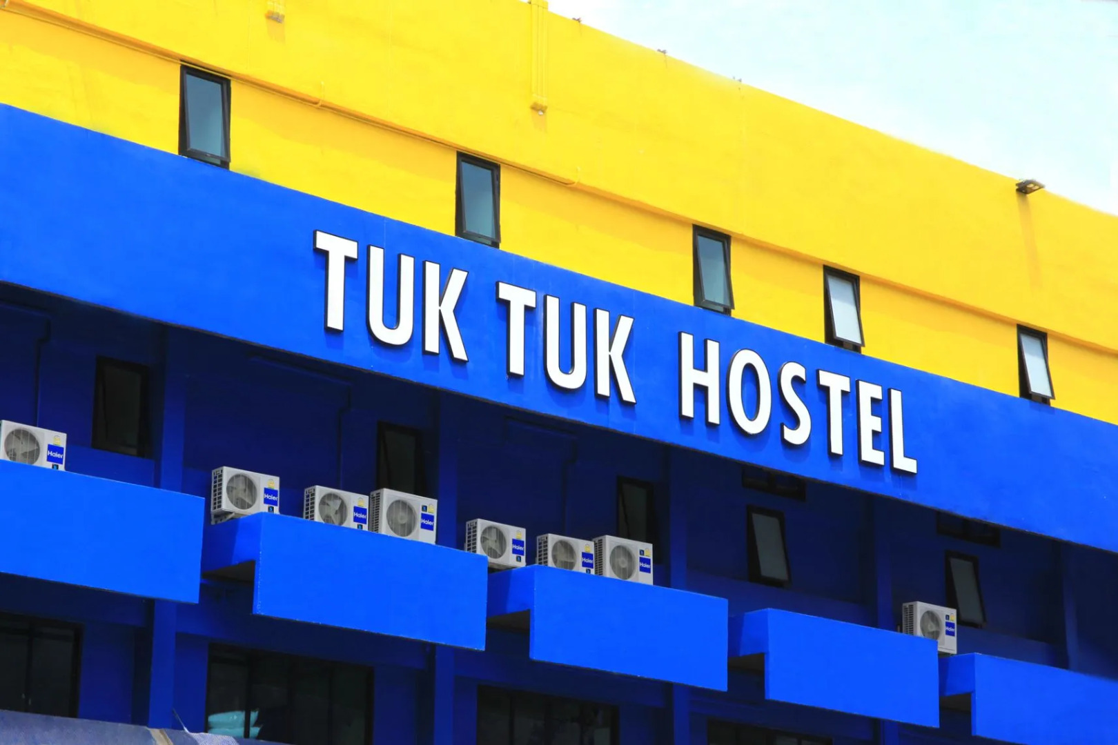 Tuk Tuk Hostel