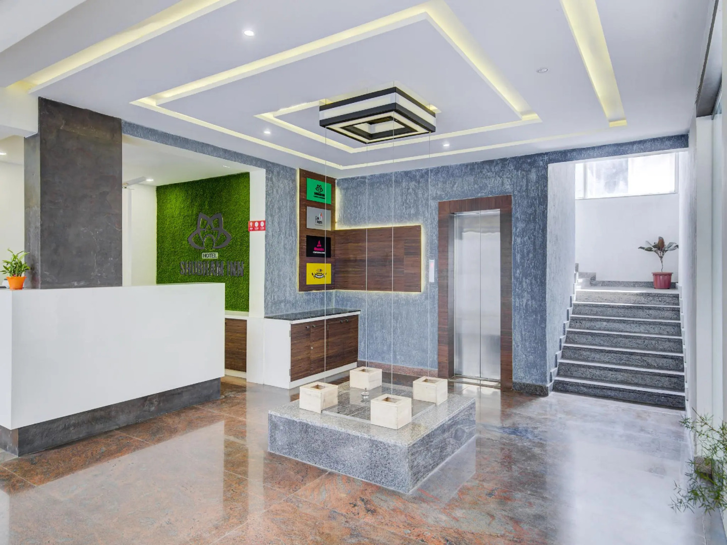 OYO 28164 Hotel Shubham Inn