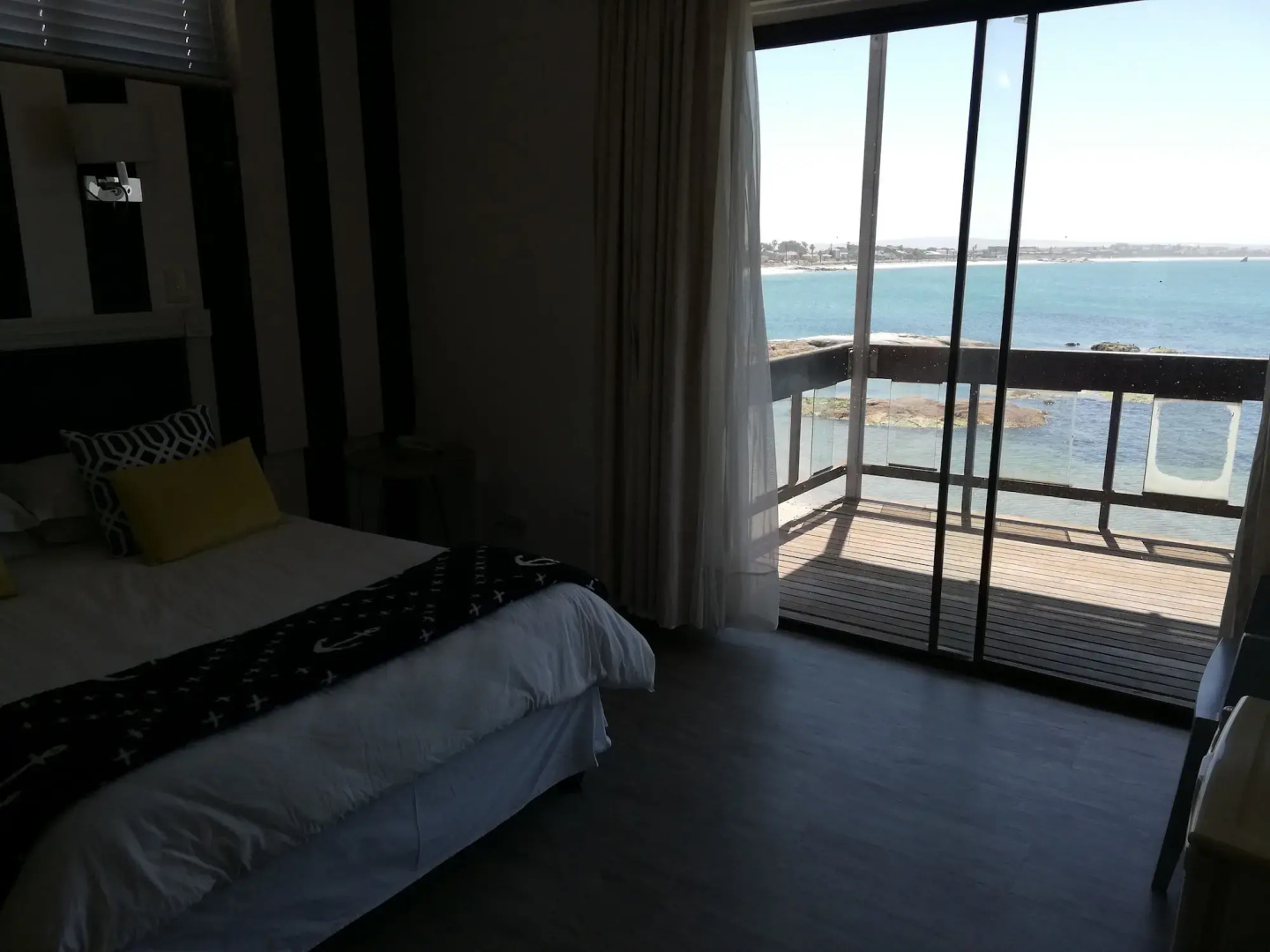Hoedjiesbaai Hotel
