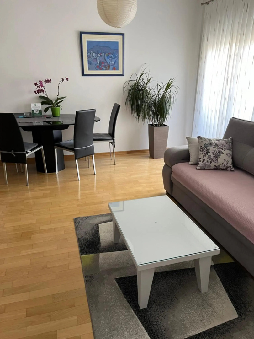 Apartman Dada