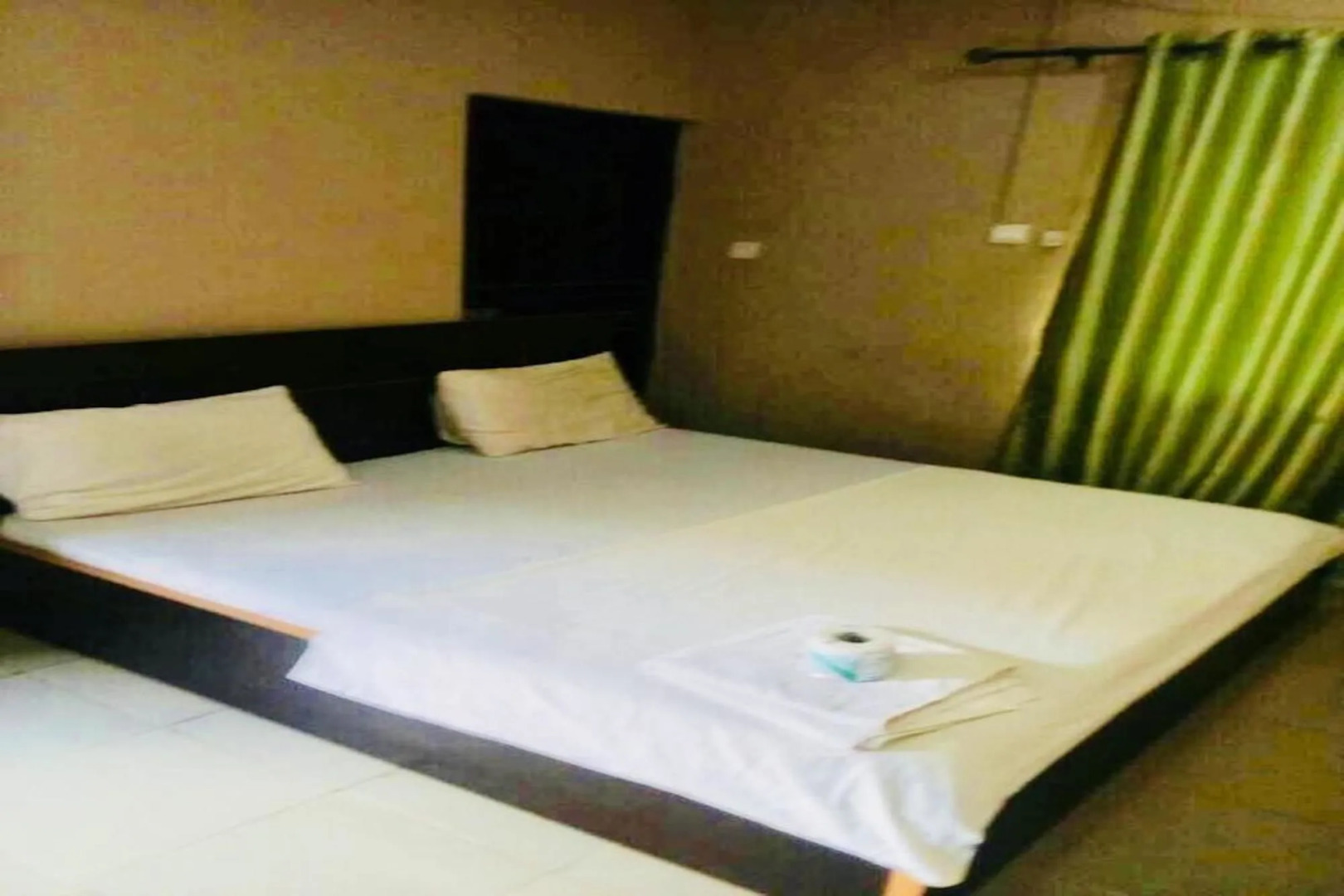 Momak 4 Hotel & Suites