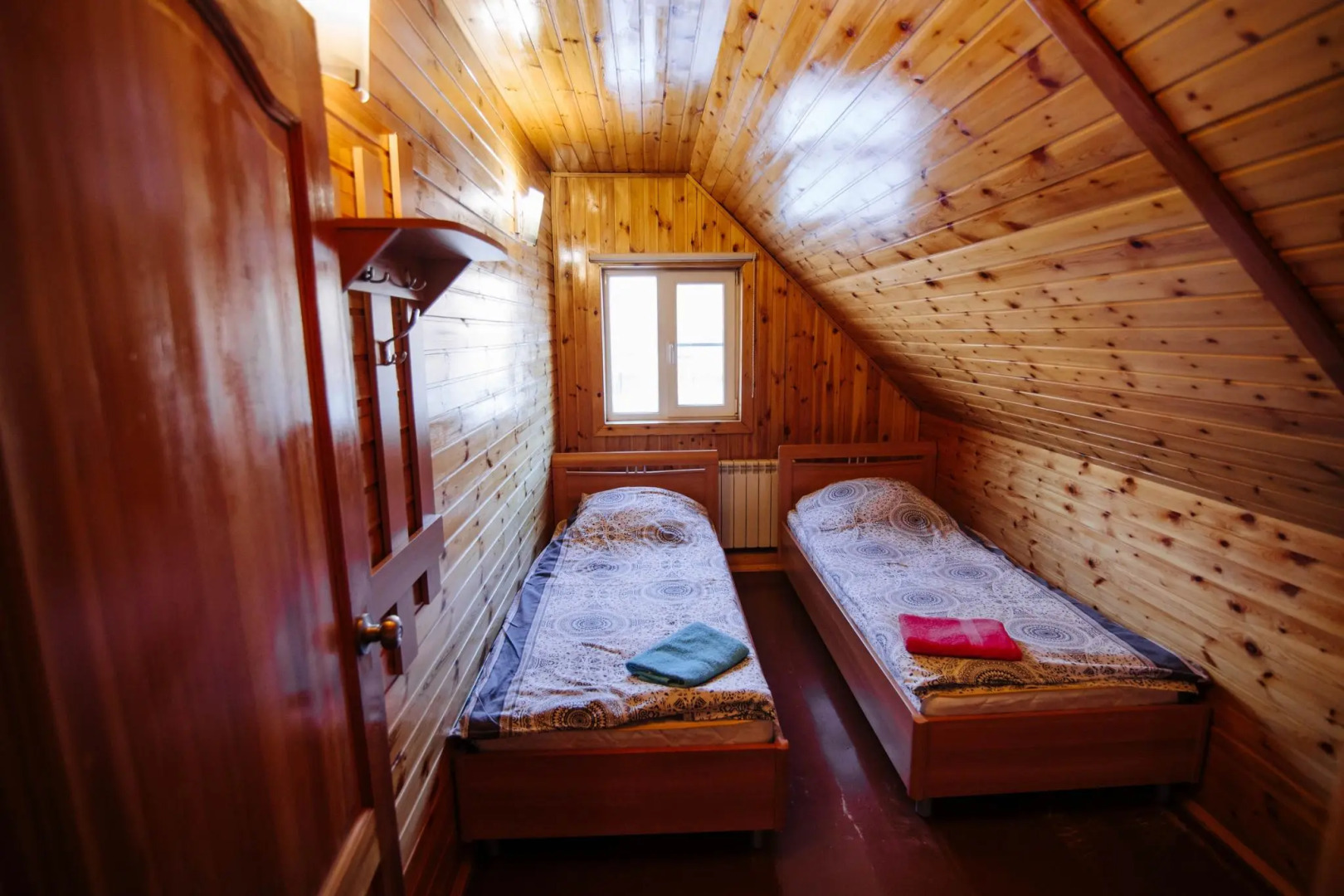 VGosti (ВГости)