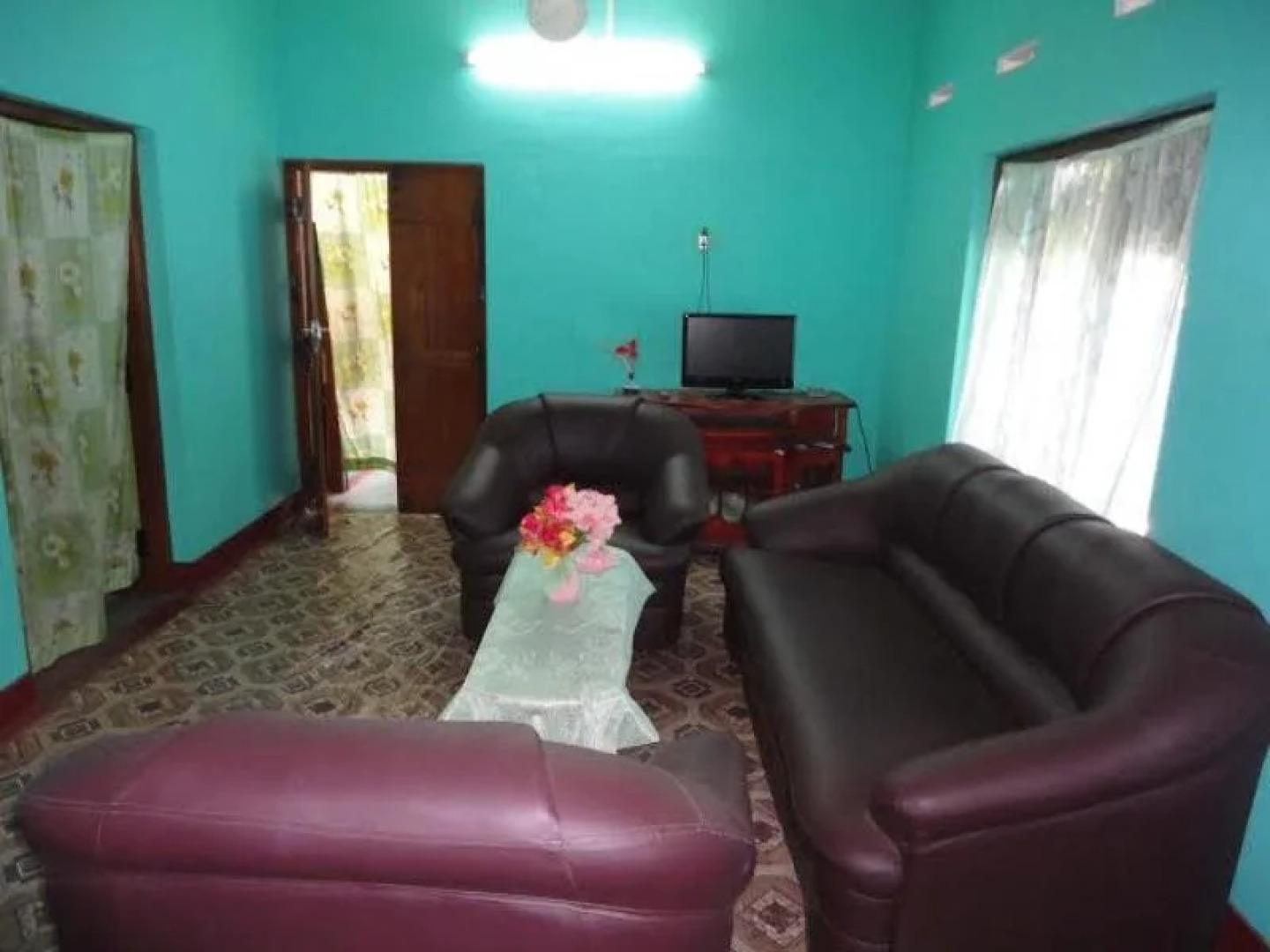 Luckmins Guest House