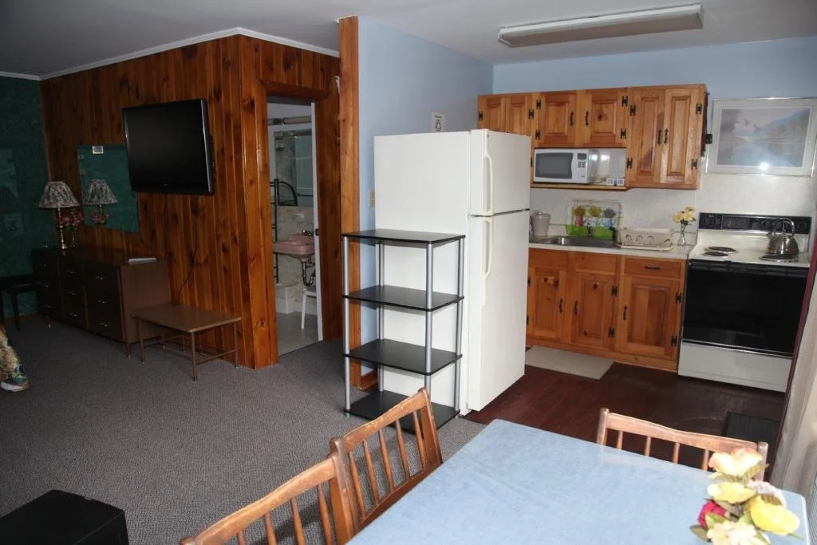 Cramers Point Motel & Cottages