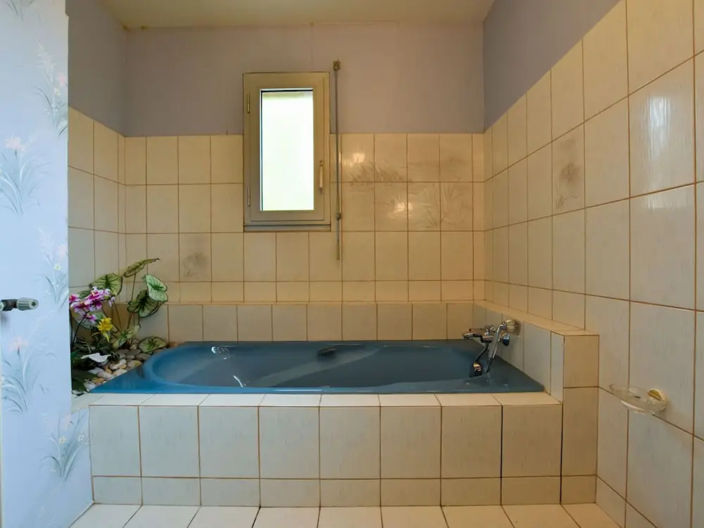 Holiday Home in Ambon With Bar, Balcony, Terrace,garden, BBQ