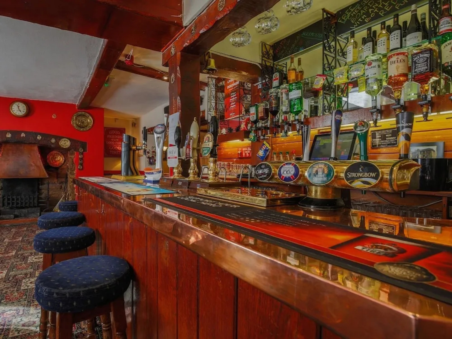 The Olde Three Cocks