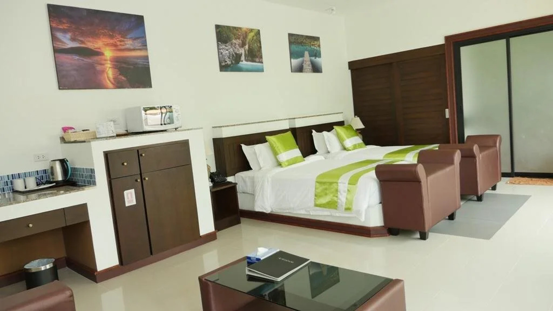 3Z Pool Villa & Hotel