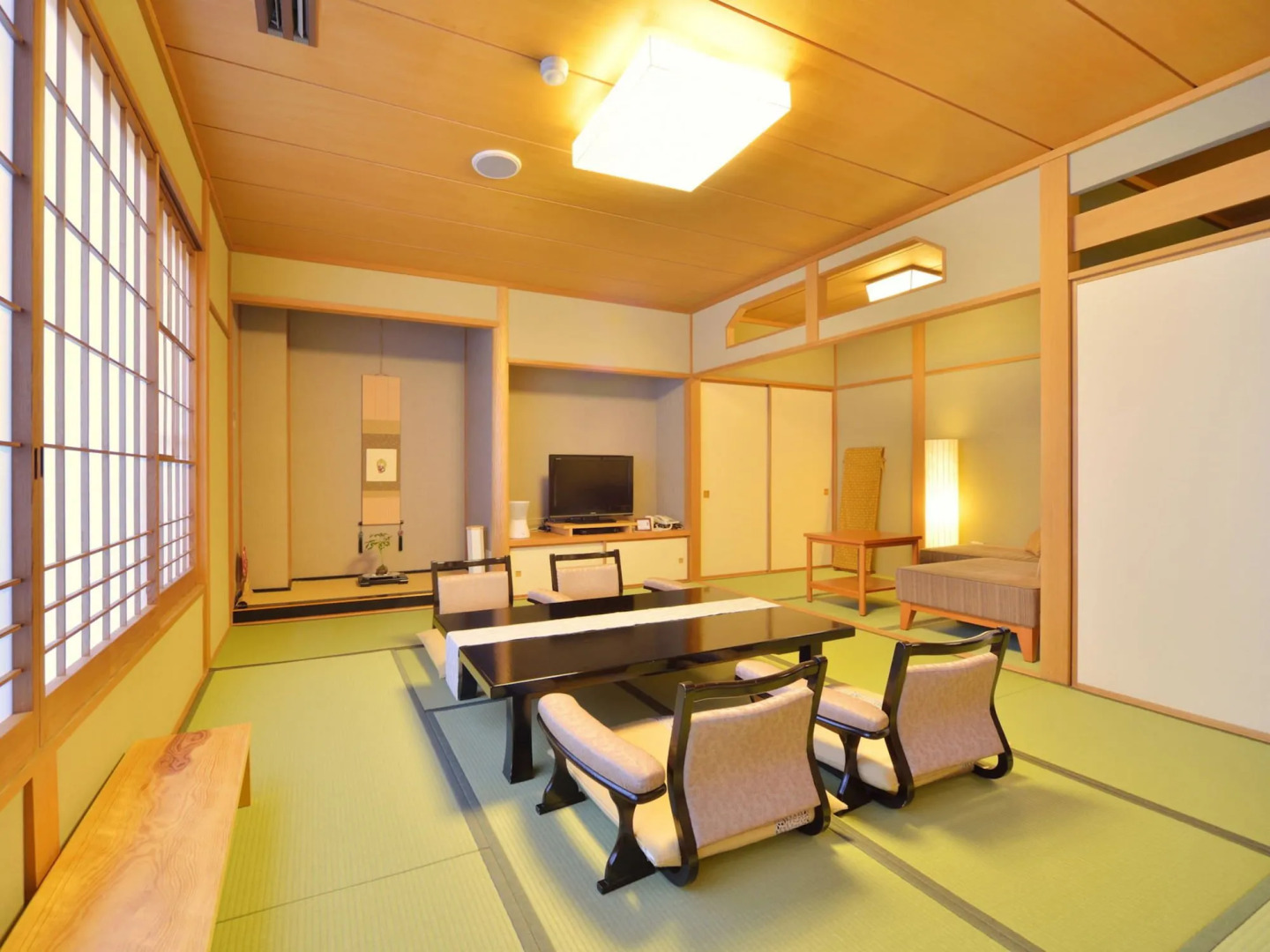 Narashino no sato Gyokusui -6 years or older-