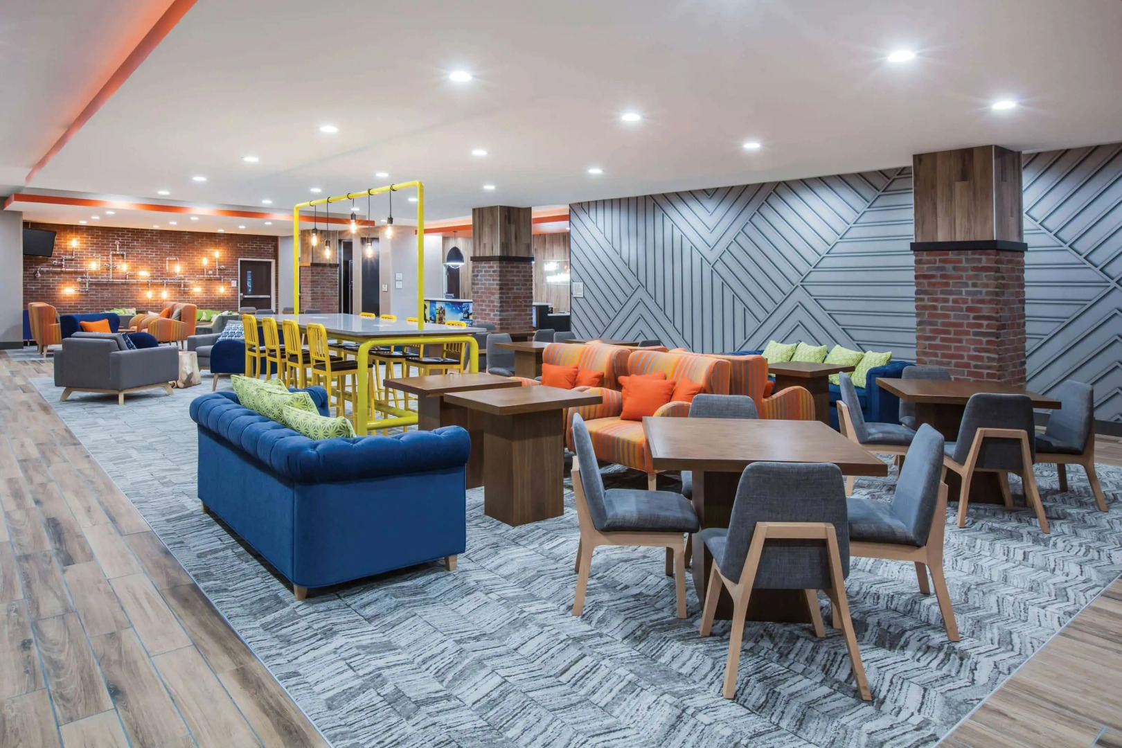 La Quinta Inn & Suites by Wyndham Owasso