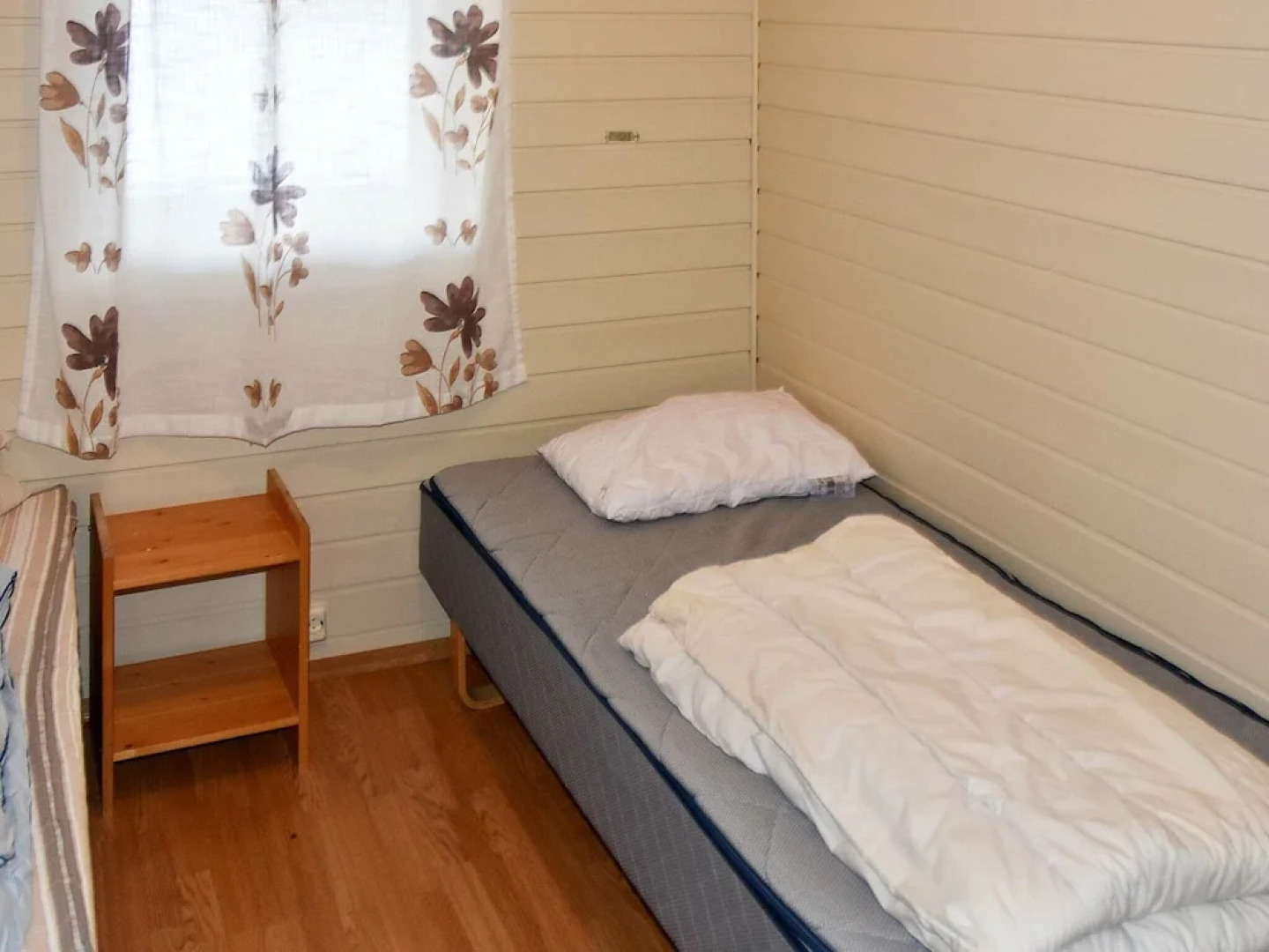 6 Person Holiday Home in Selje