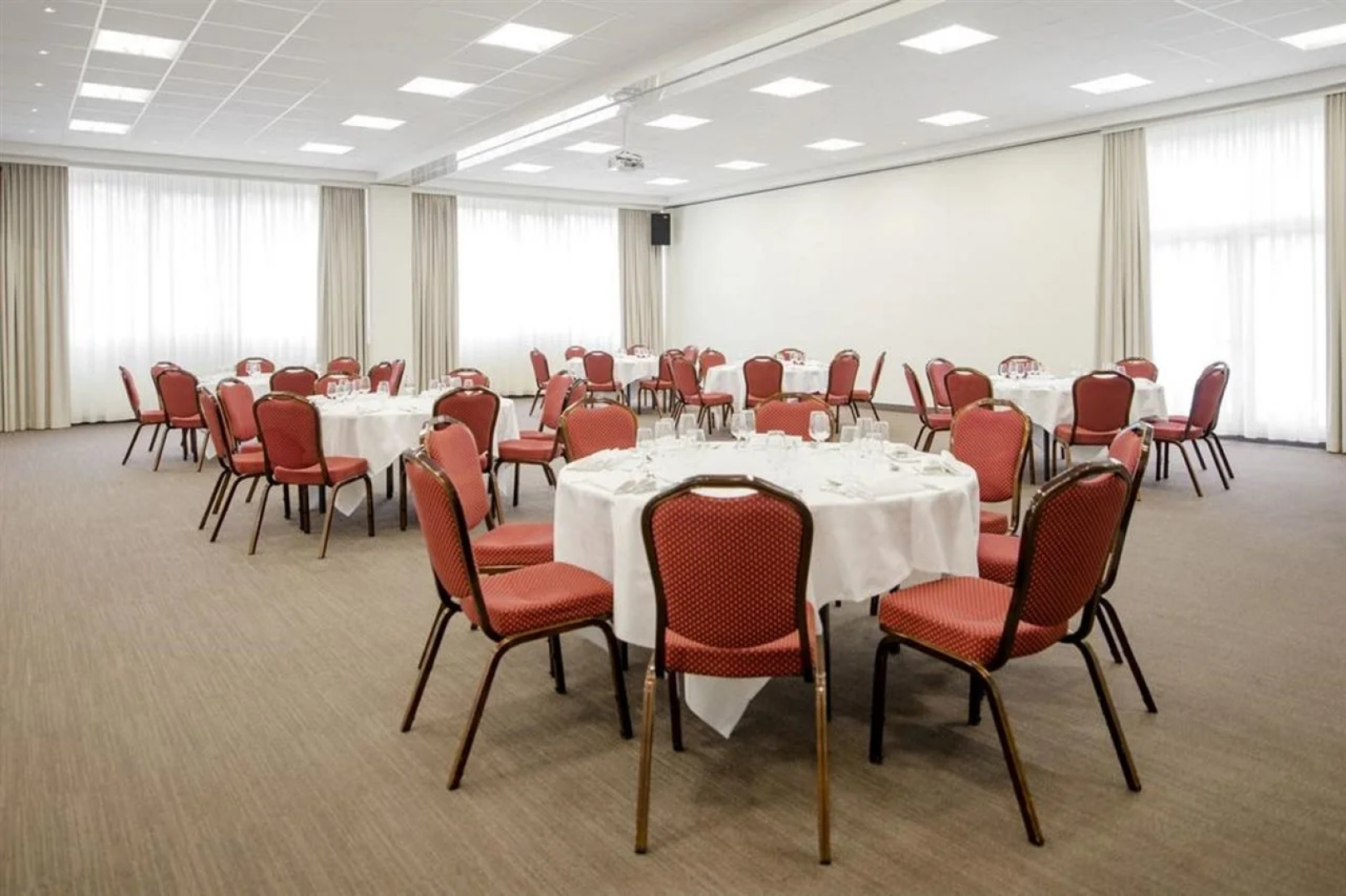 NH Fribourg Hotel