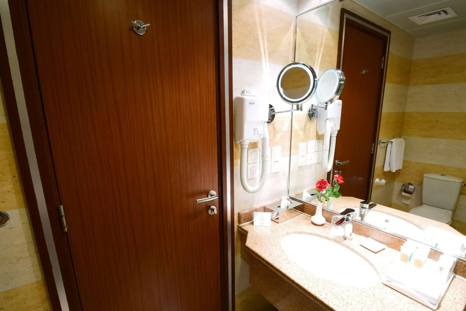 Alansar Golden Tulip