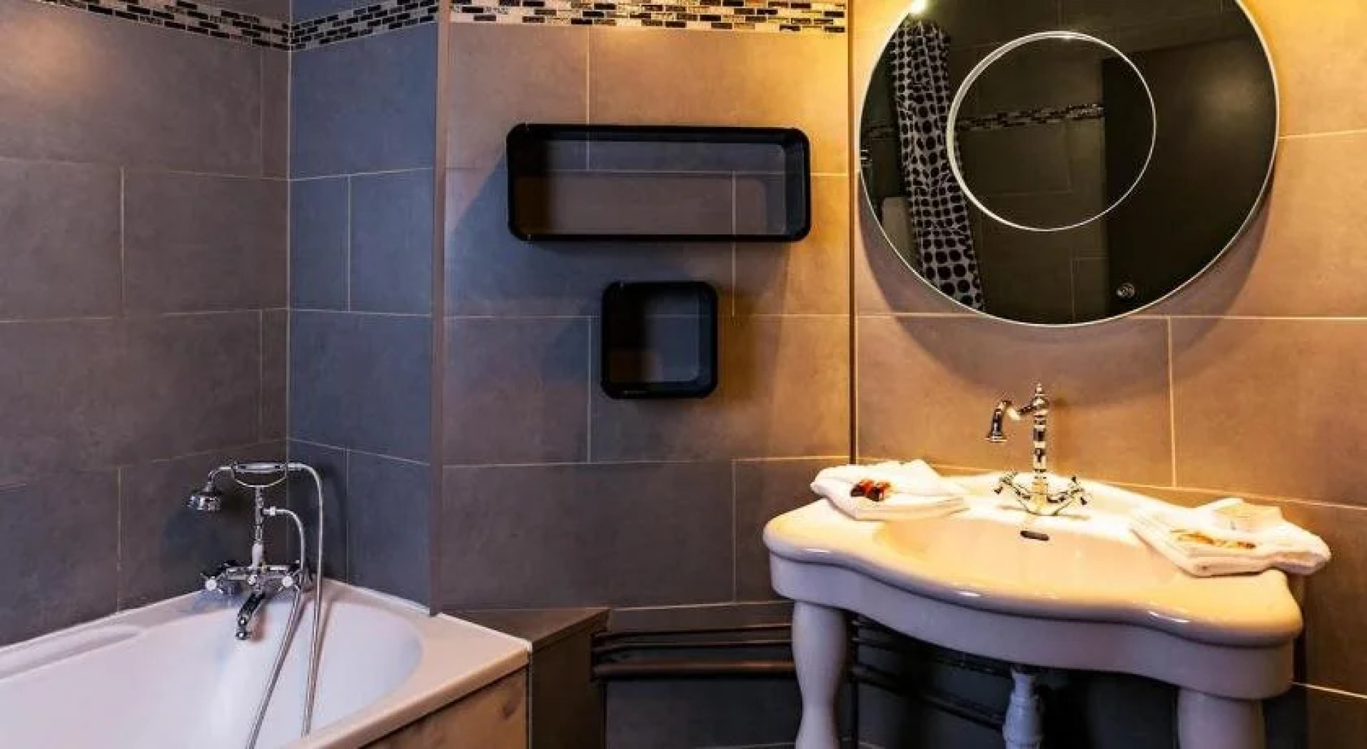 Hôtel du Château de la Tour