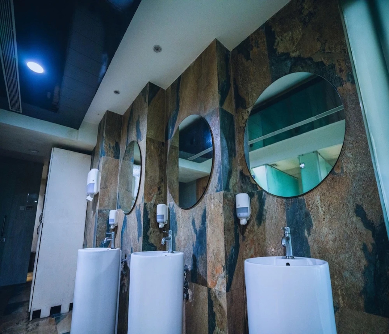 Barsana Hotel & Resort