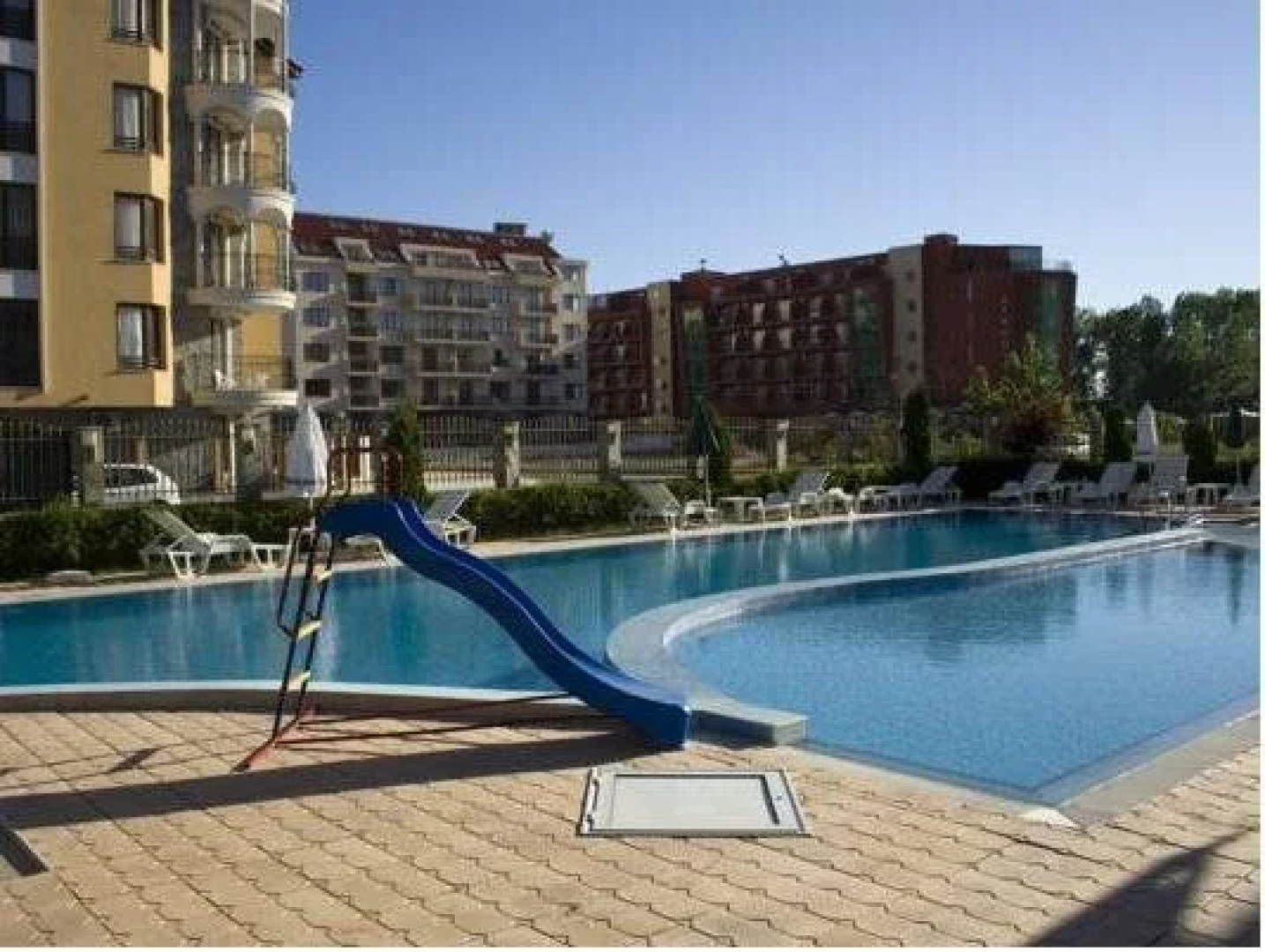 Sunny House Apart Hotel