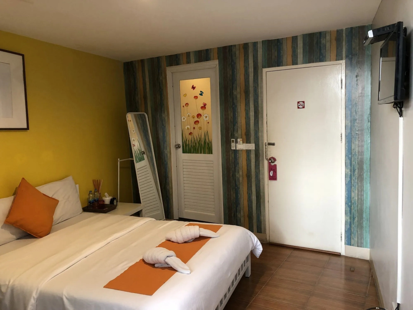 VX The Fifty - Hostel