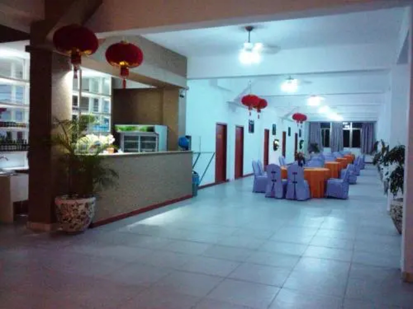 Airlines Business Hotel